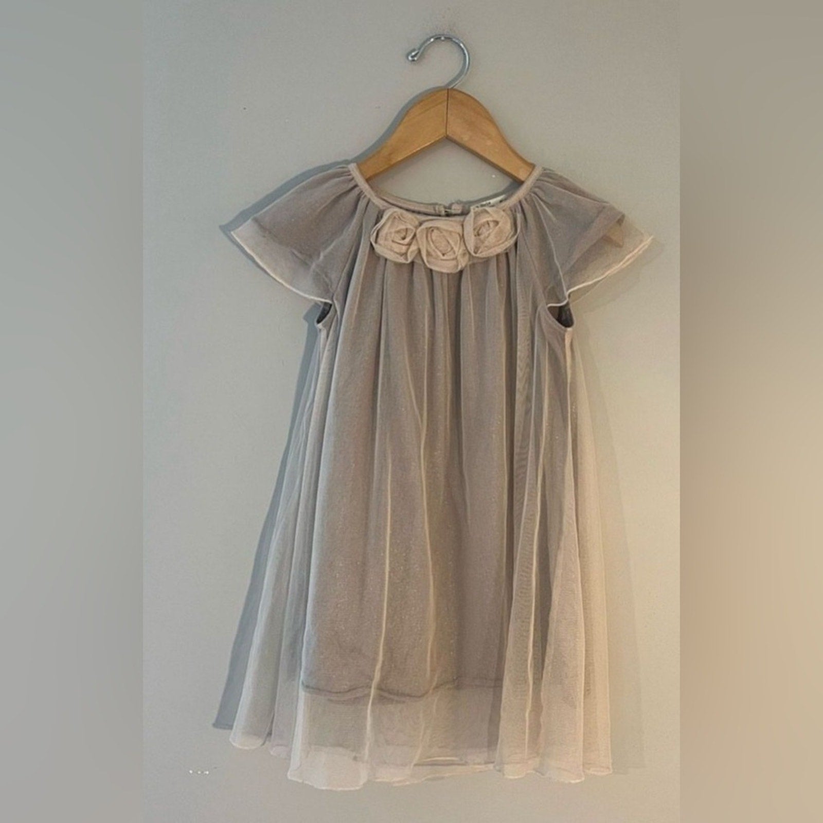 zara tulle dress with rosettes 4-5Y