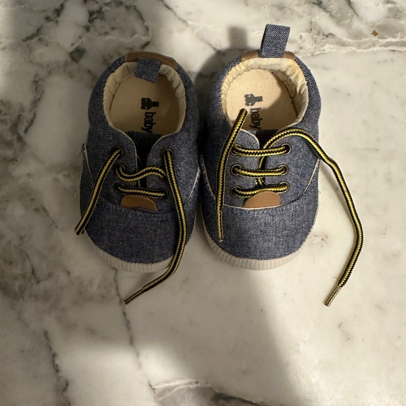 baby gap blue crib shoes 3-6M