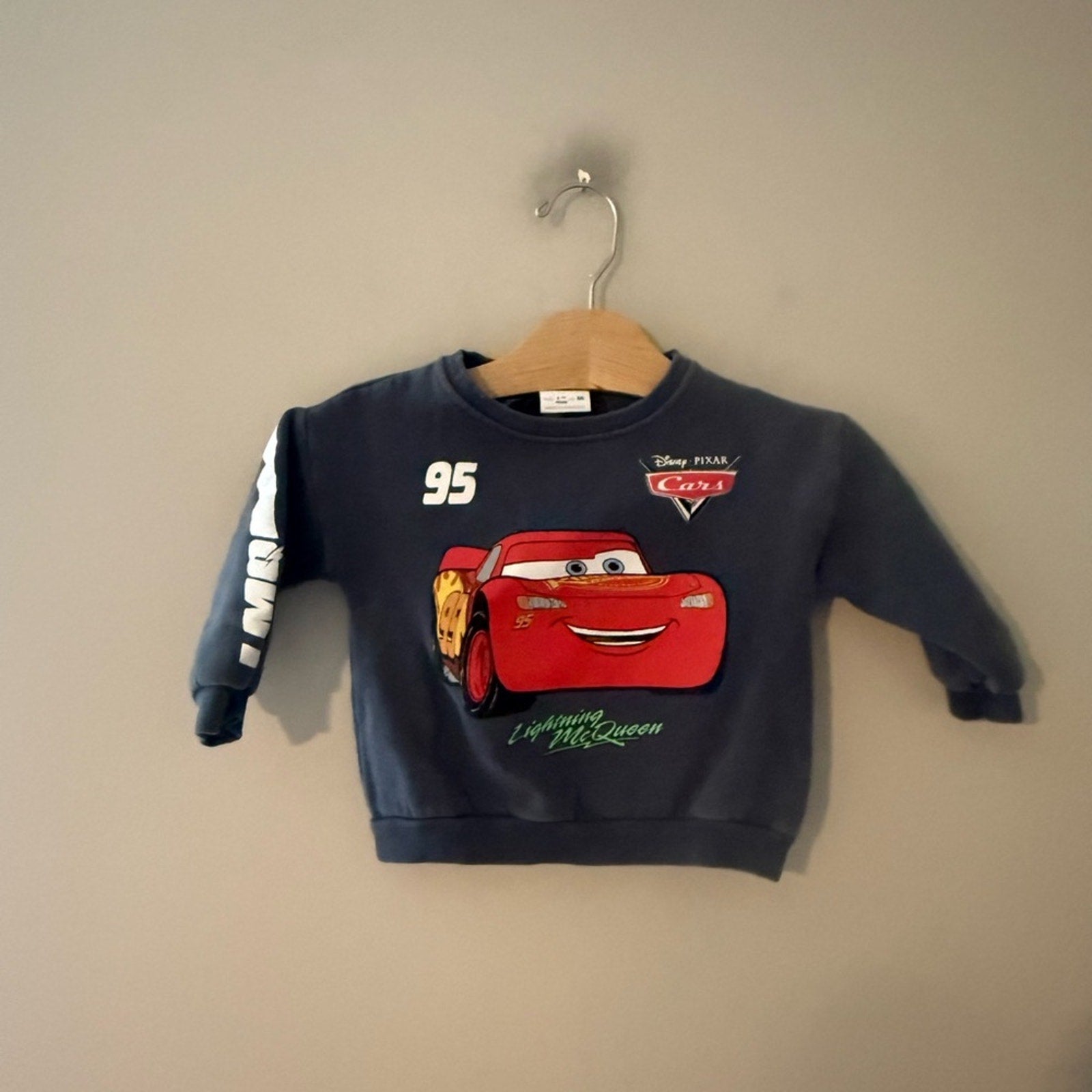 zara x disney cars sweatshirt 1.5Y