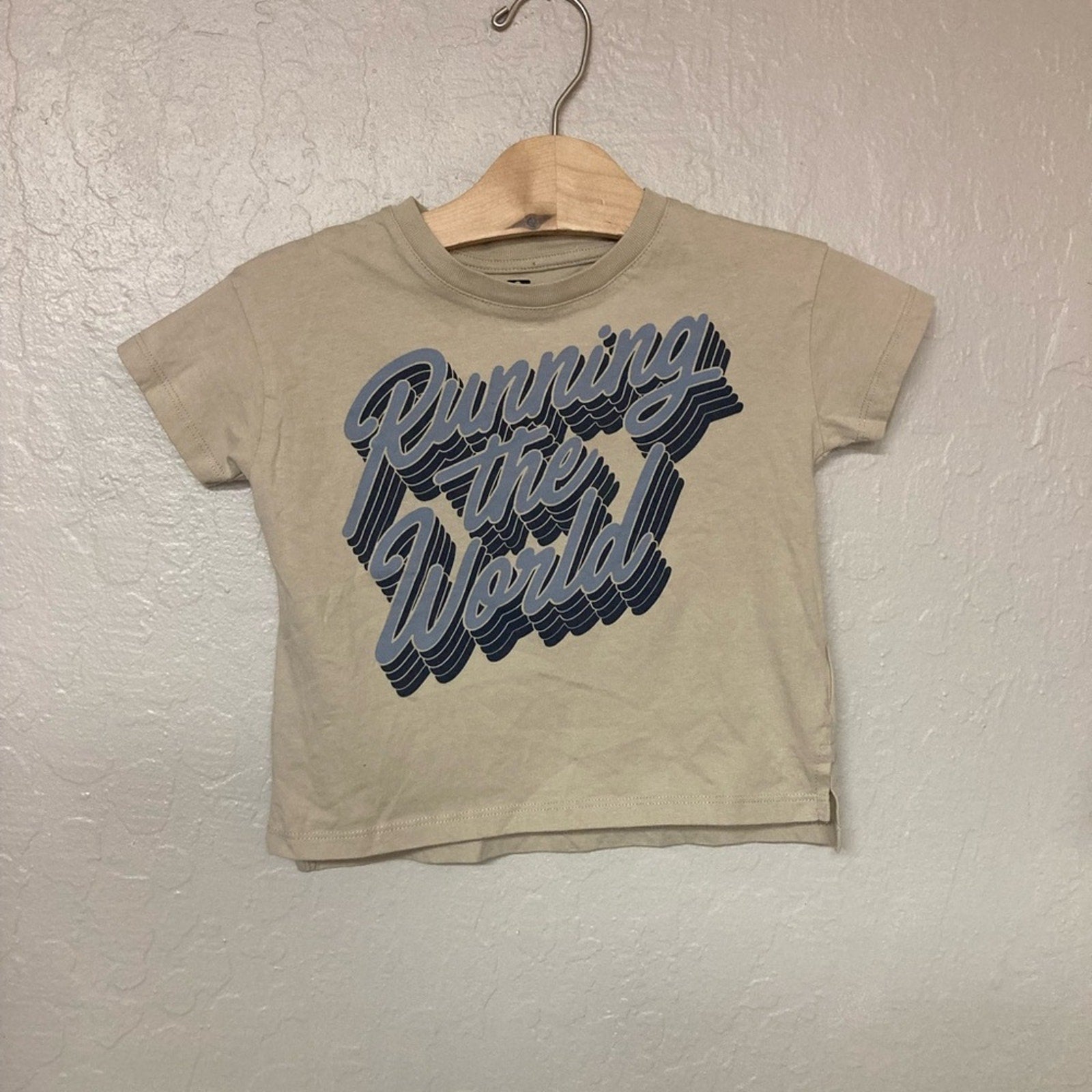 cotton on kids boys’ beige tee 3Y