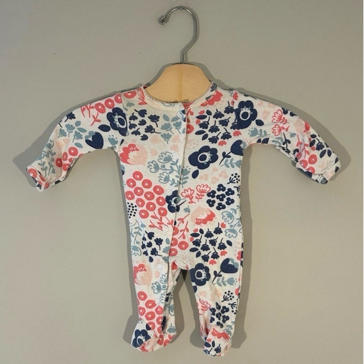 carter's floral snap footie and bib 3M