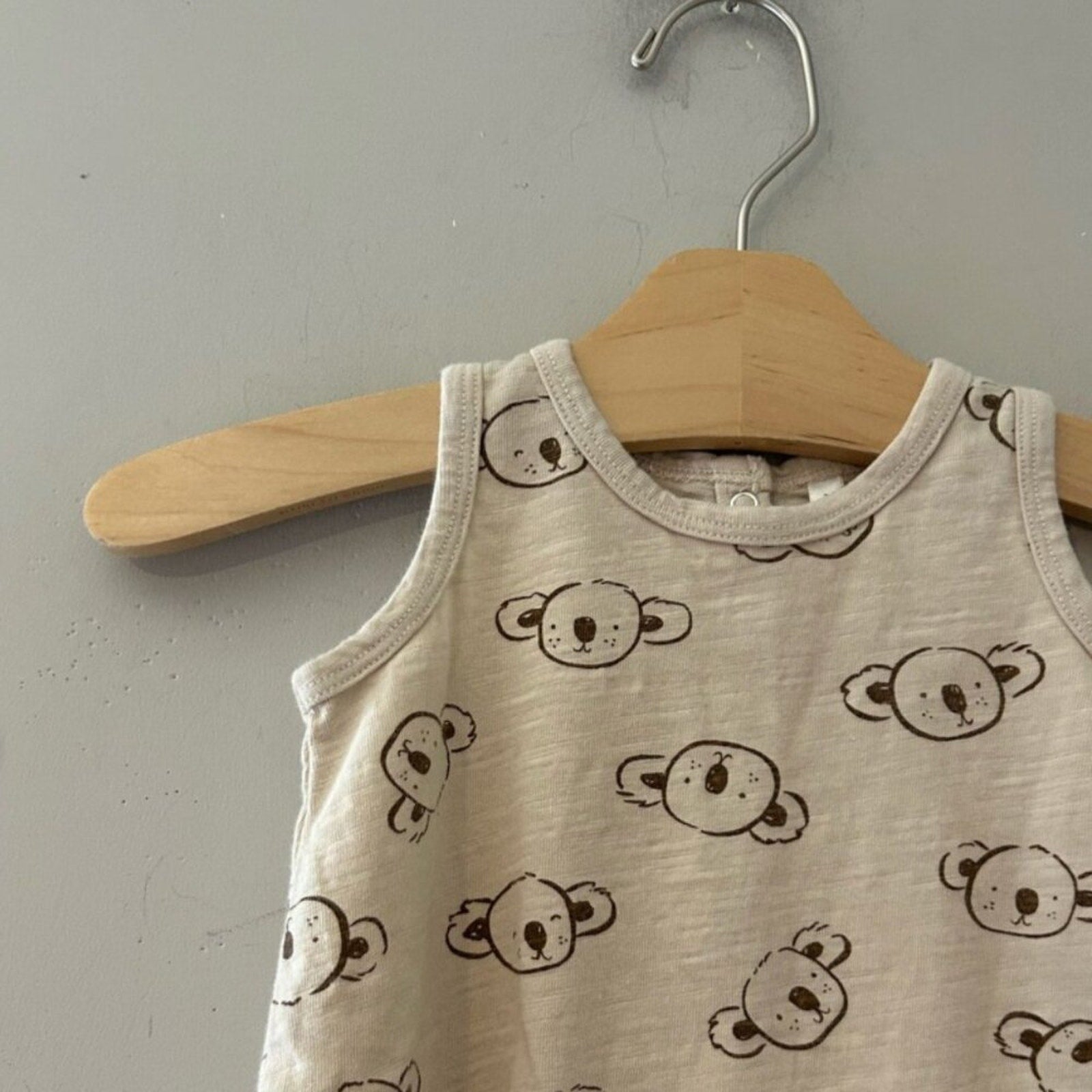 rylee + cru neutral koala romper‎ 3-6M