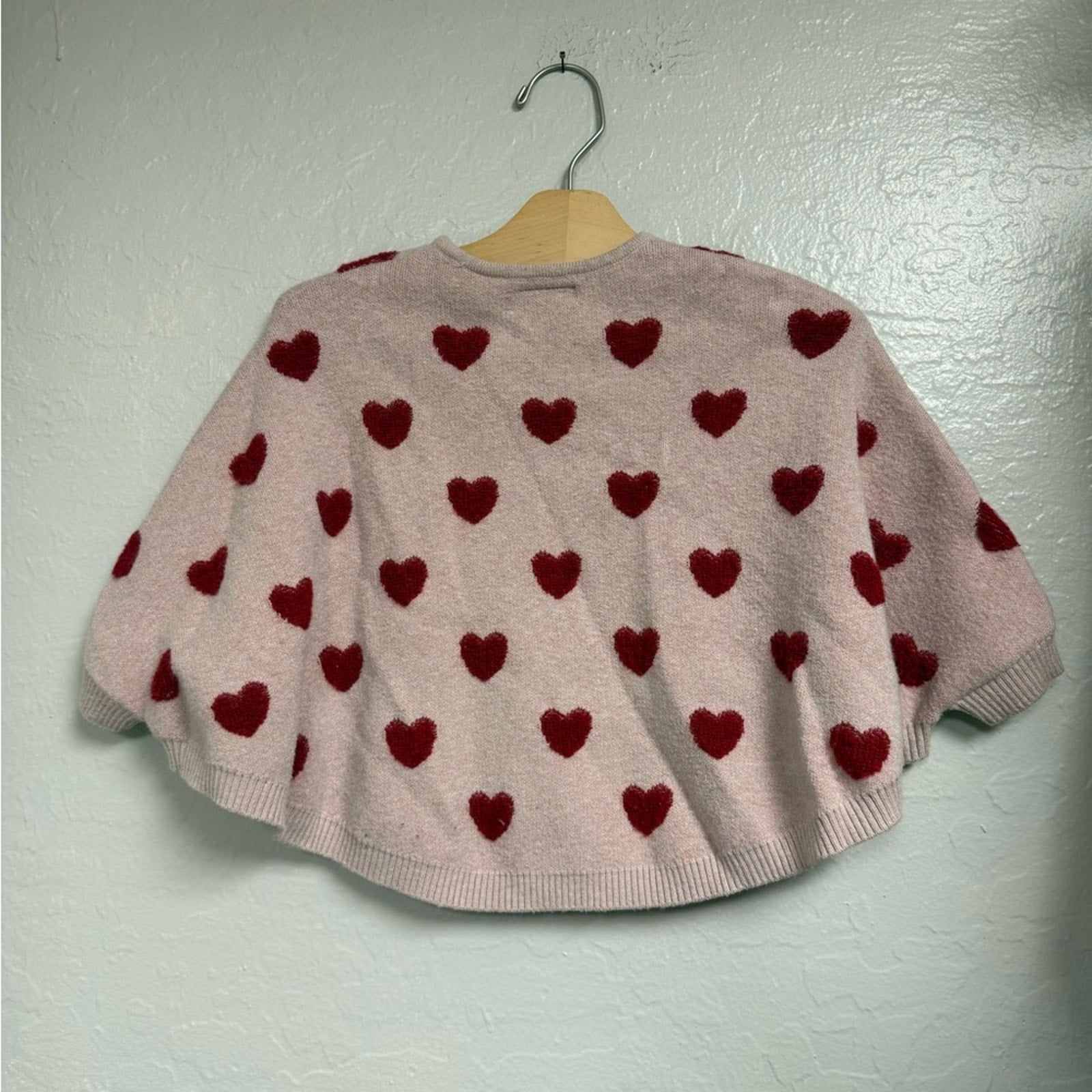 zara red hearts poncho 3-4Y‎
