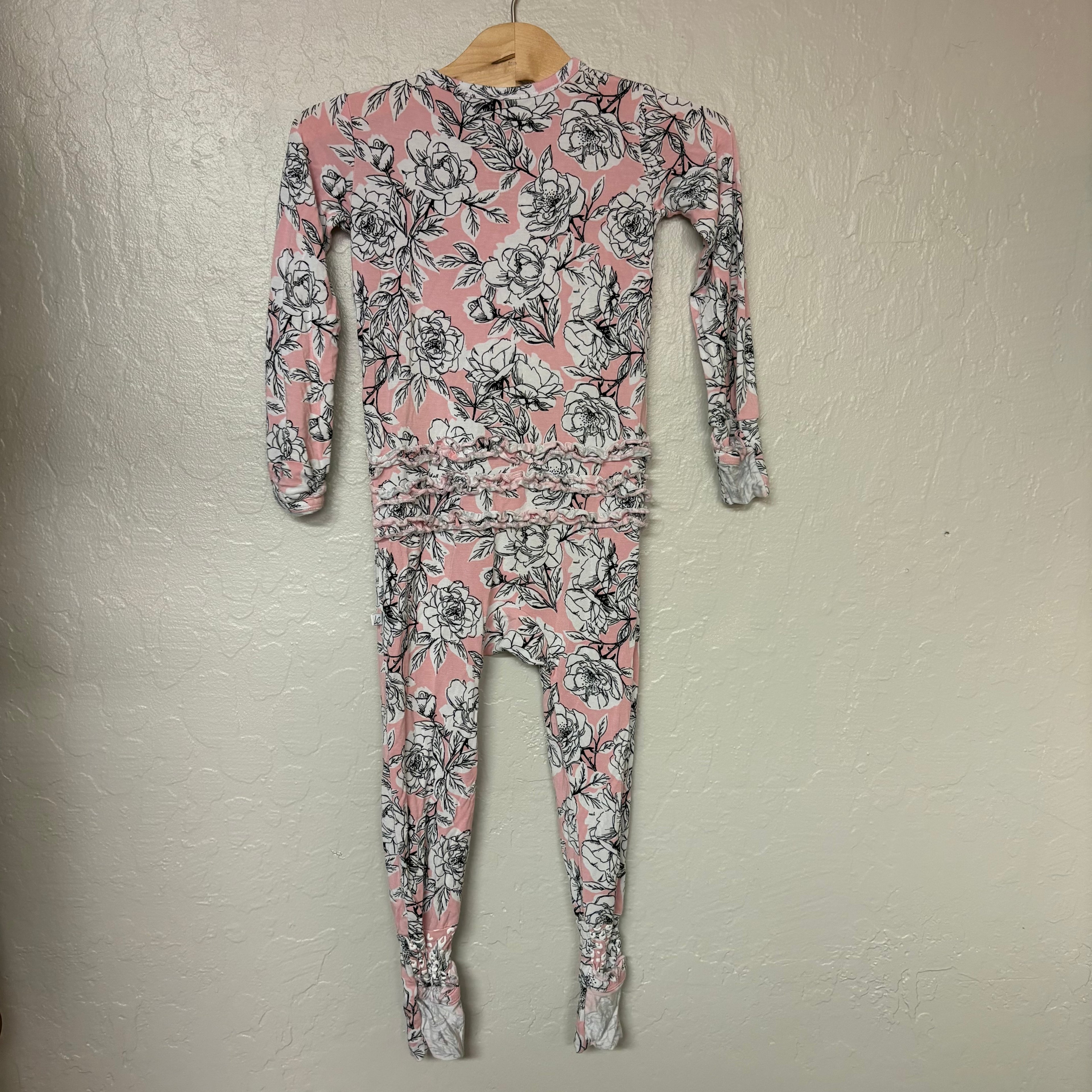laree + co bamboo pink floral print footie 2T