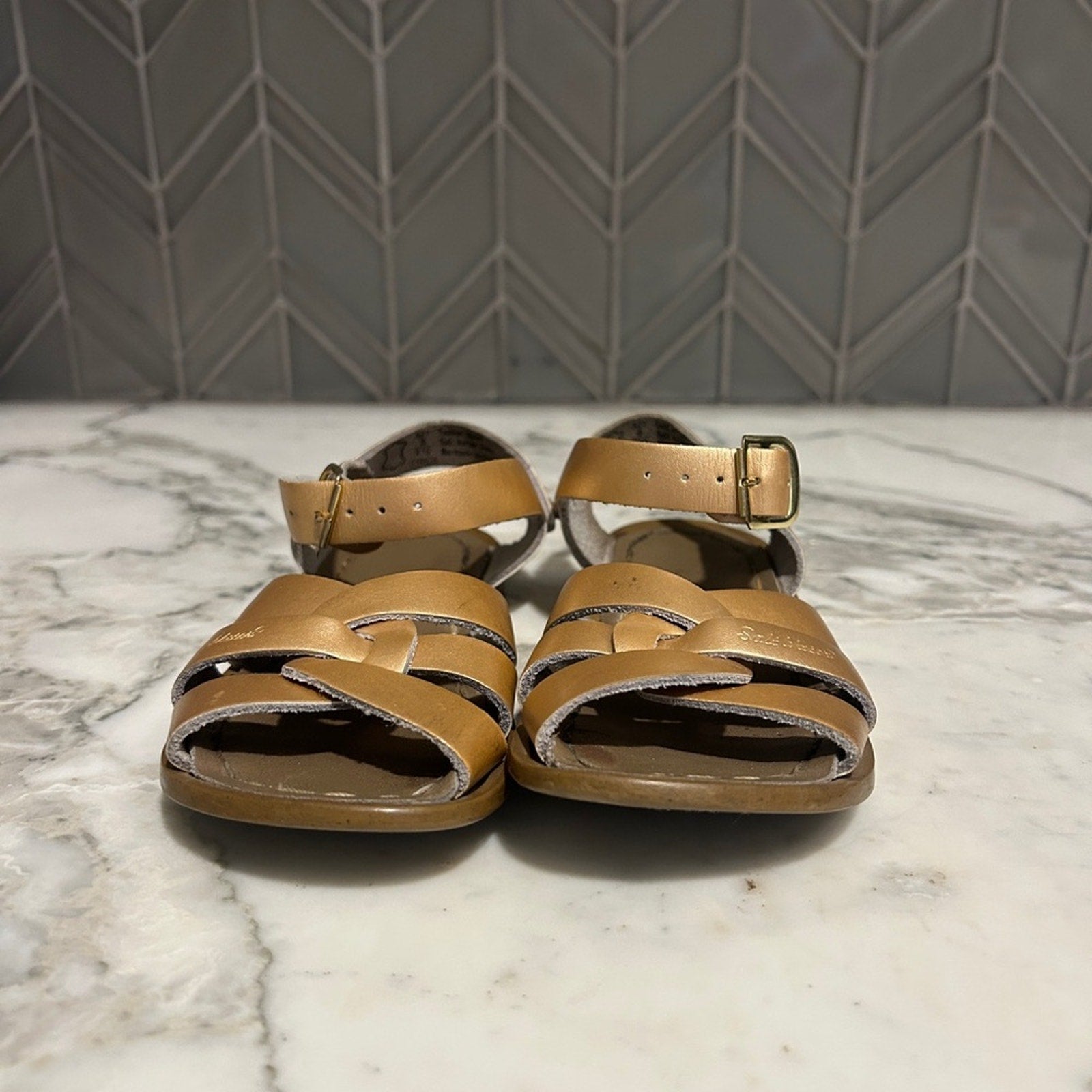 salt water girls' gold sandals 8c