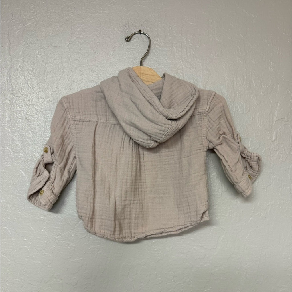 zara beige pullover 9-12M