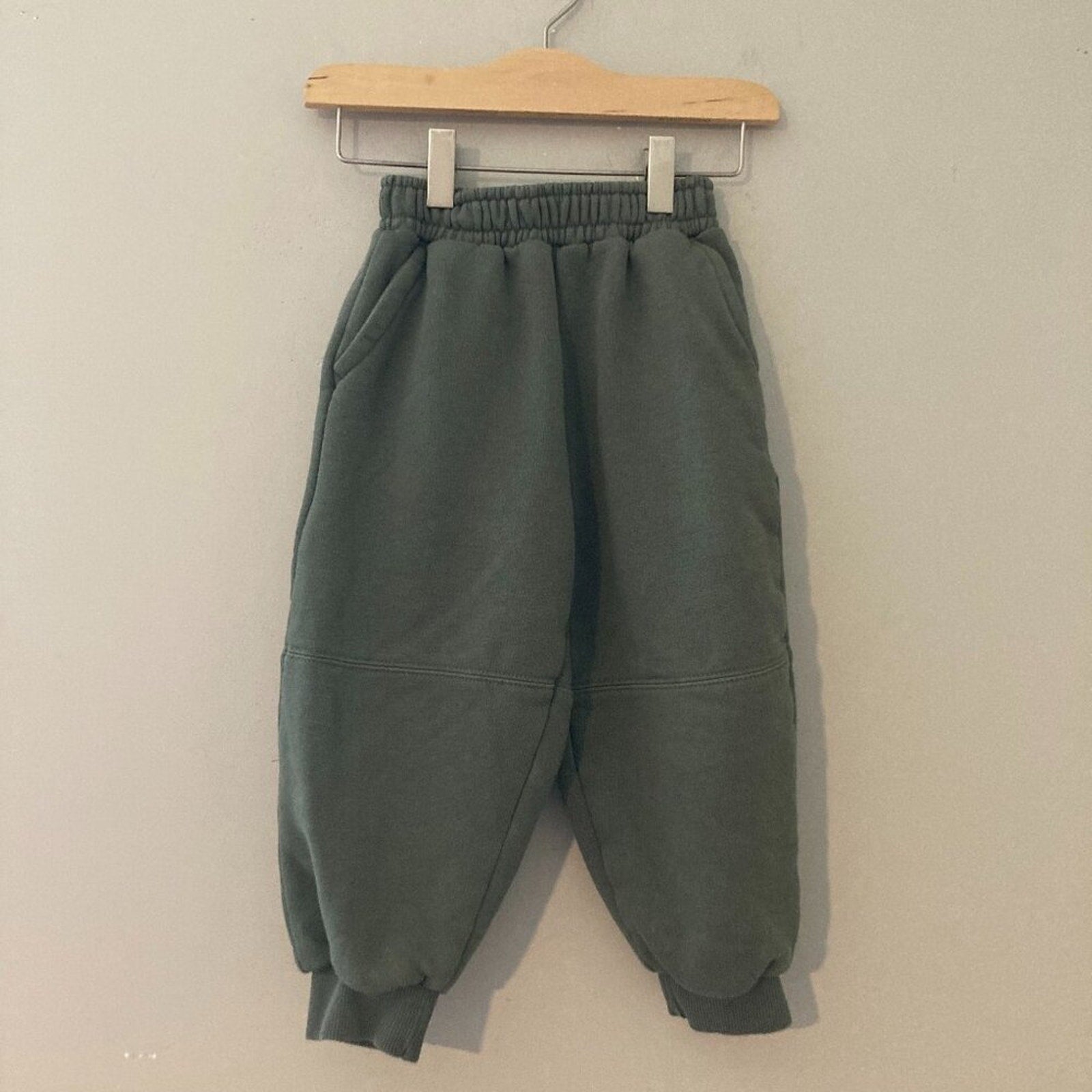 zara boys' green joggers 5Y