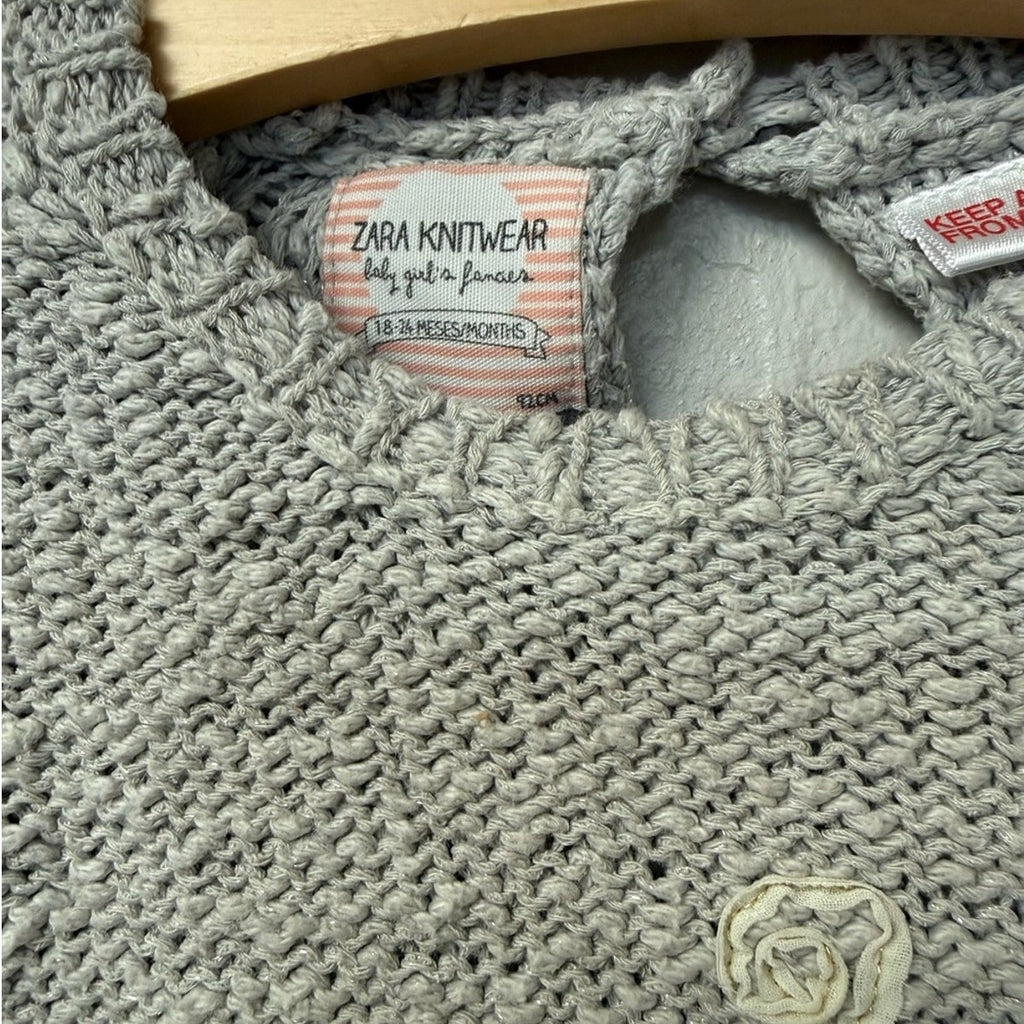 zara girls' gray flower sweater 18-24M