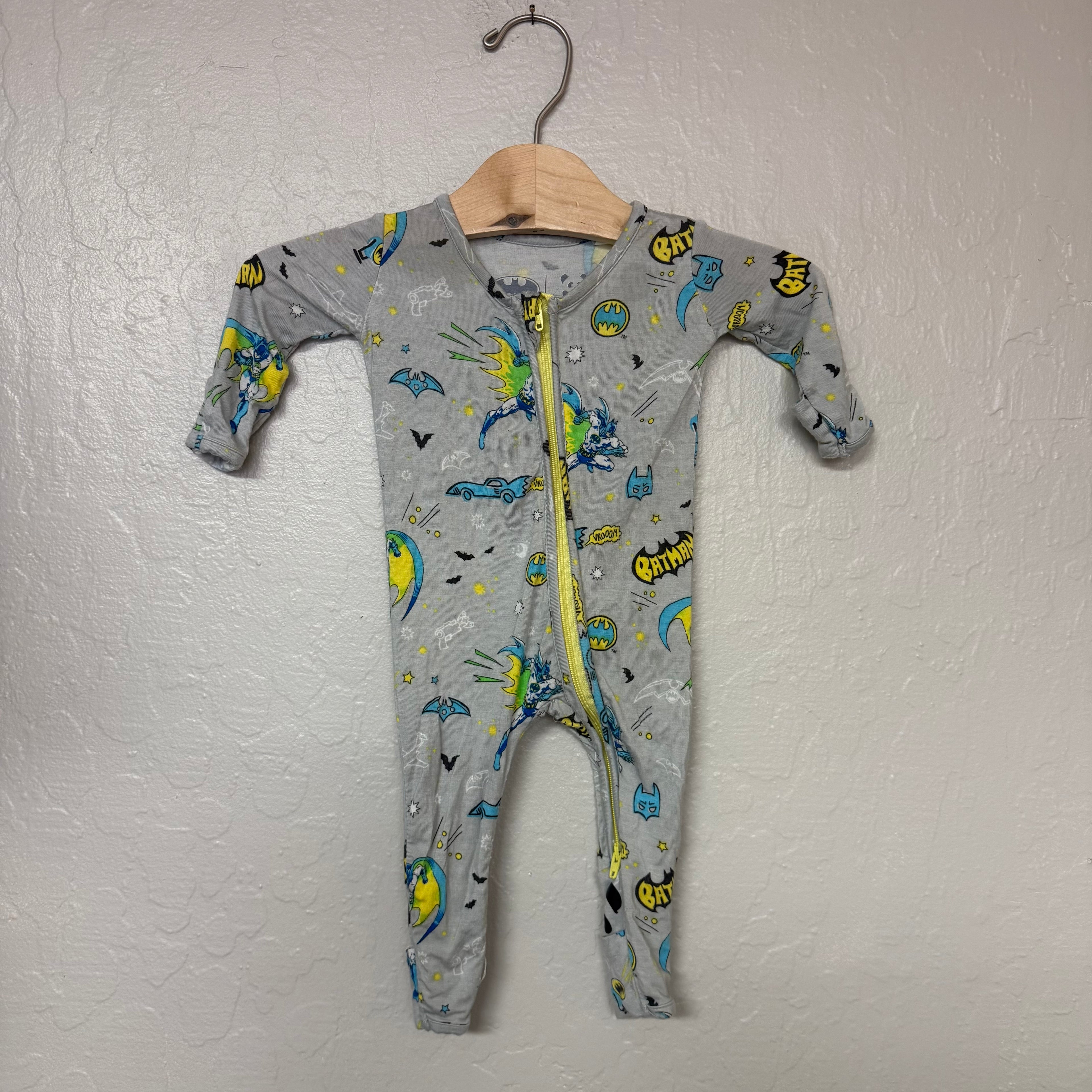 bellabu bear bamboo batman footie 0-3M