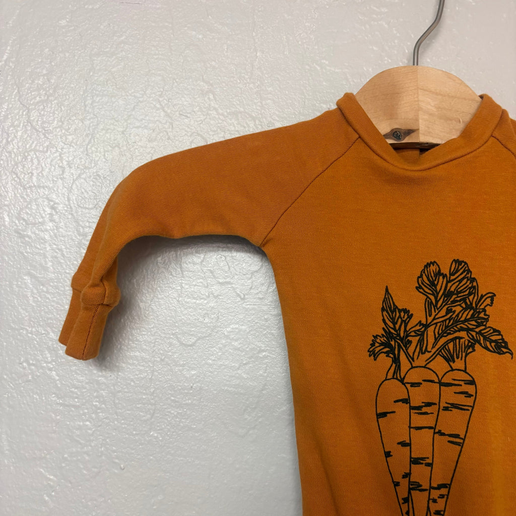 l’oved baby orange sleeper with carrot 3-6M