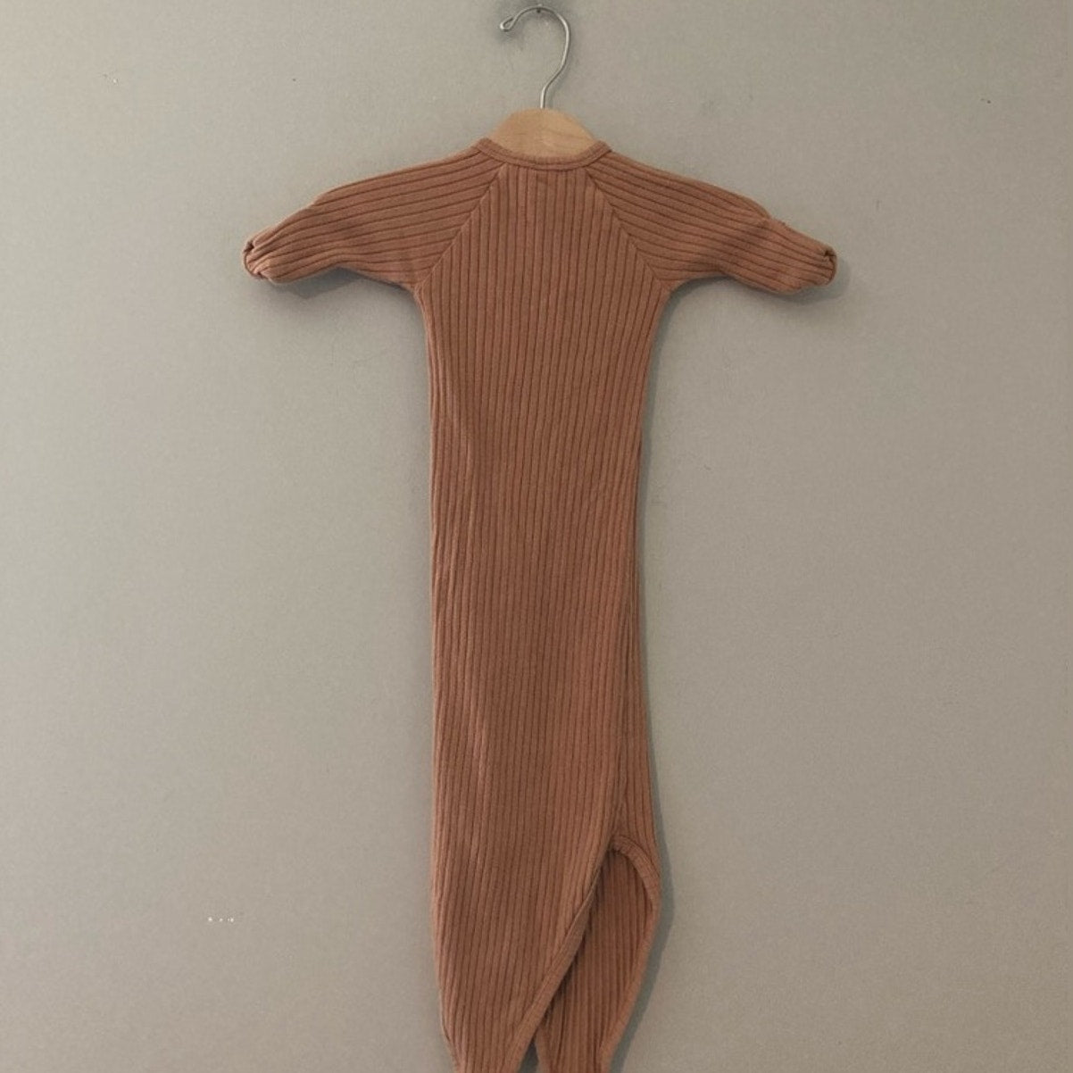 kate quinn ribbed tan gown 0-3M