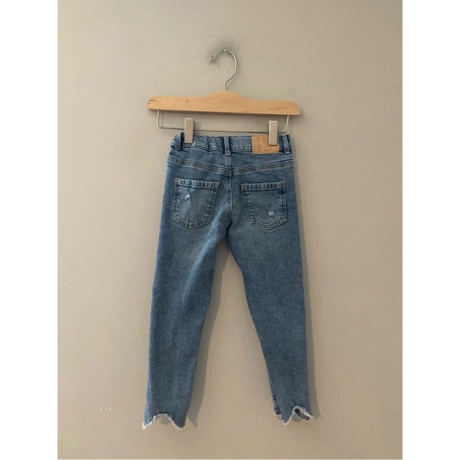 zara girls jeans high waist uneven hem 4-5Y