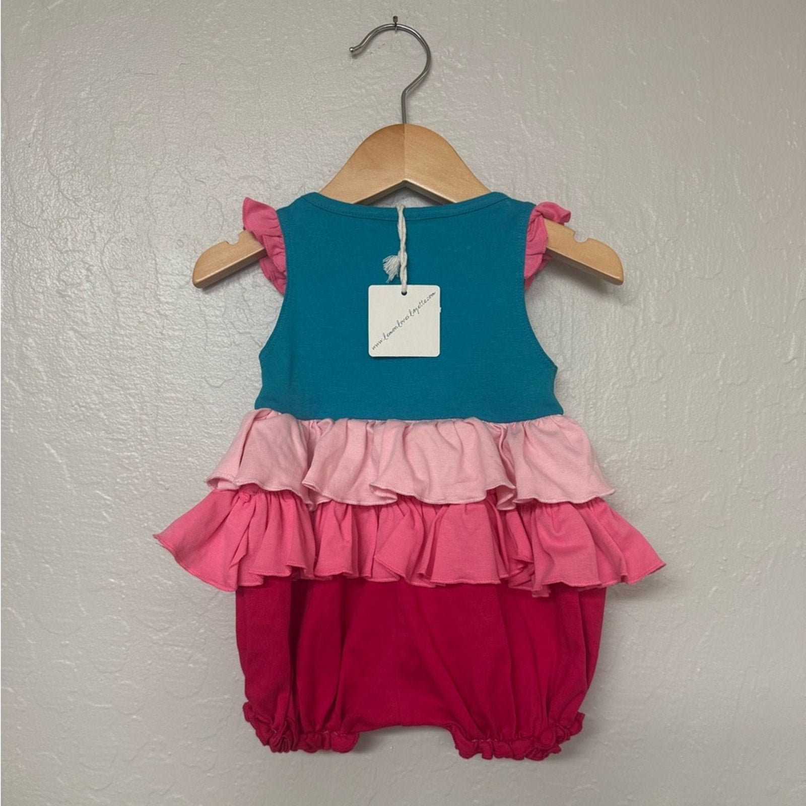lemon loves layette blue pink romper 3-6M