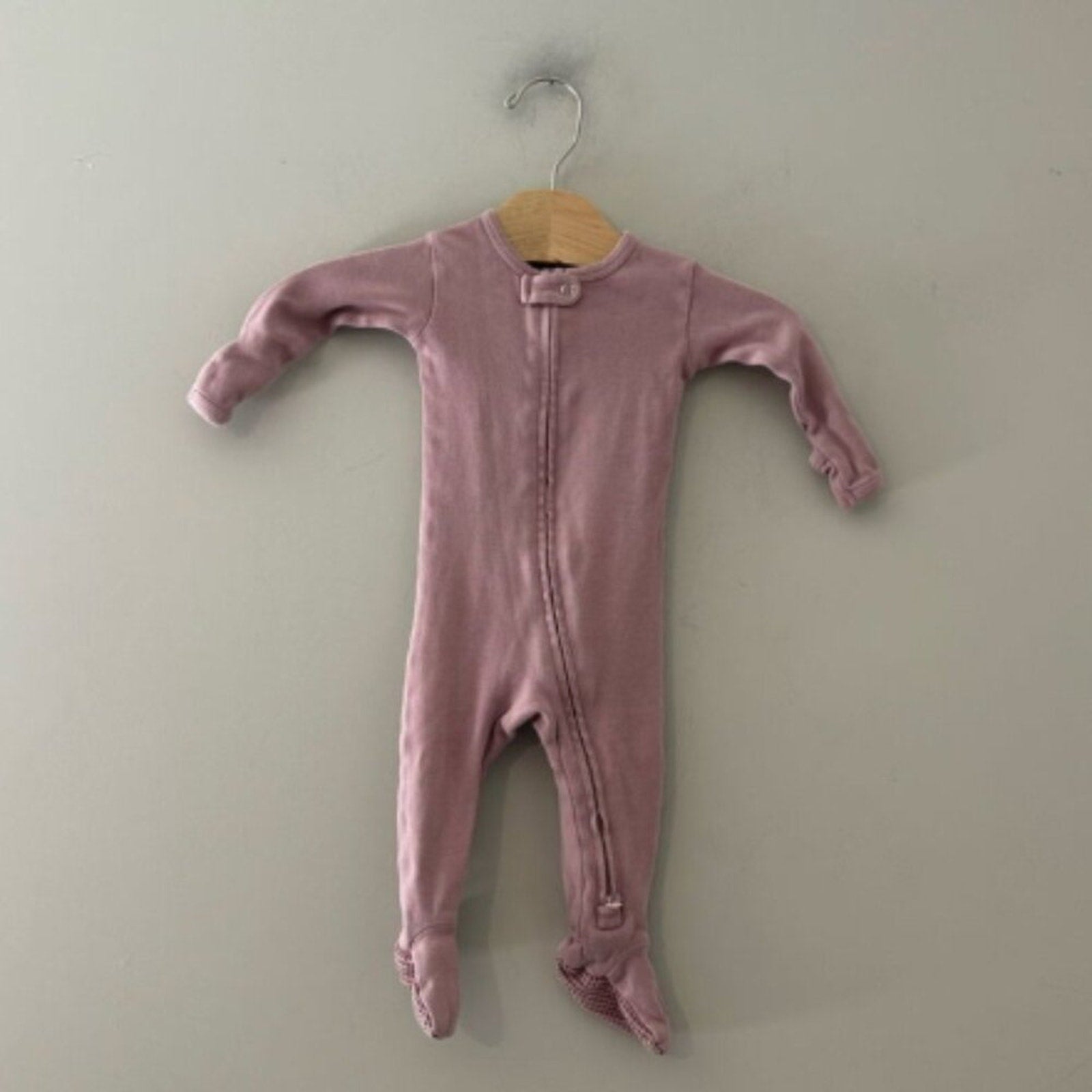 l'oved baby girls' purple footie 3-6M