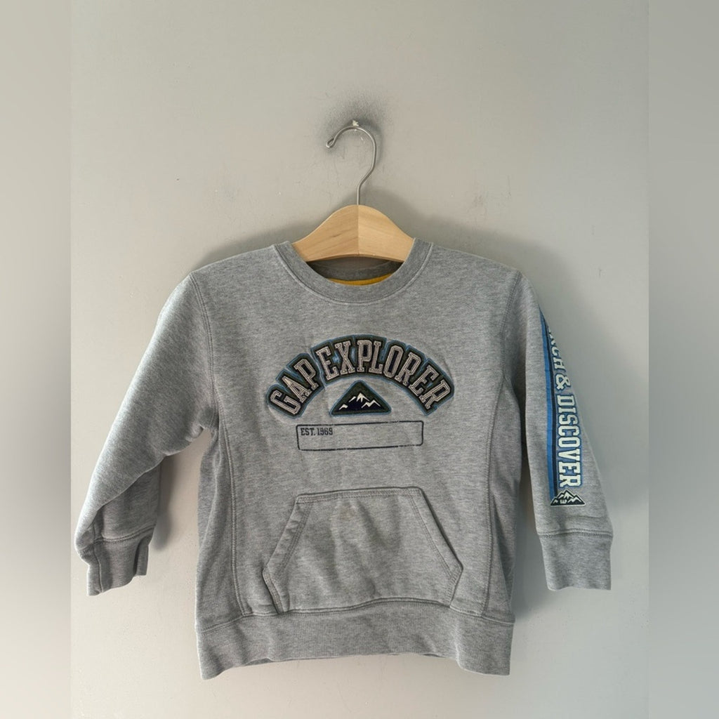 baby gap boys' gray explorer sweatshirt 4T