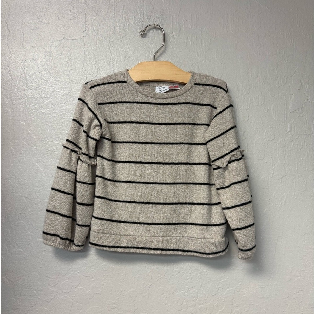 zara girls' beige stripe knit sweater 3-4Y