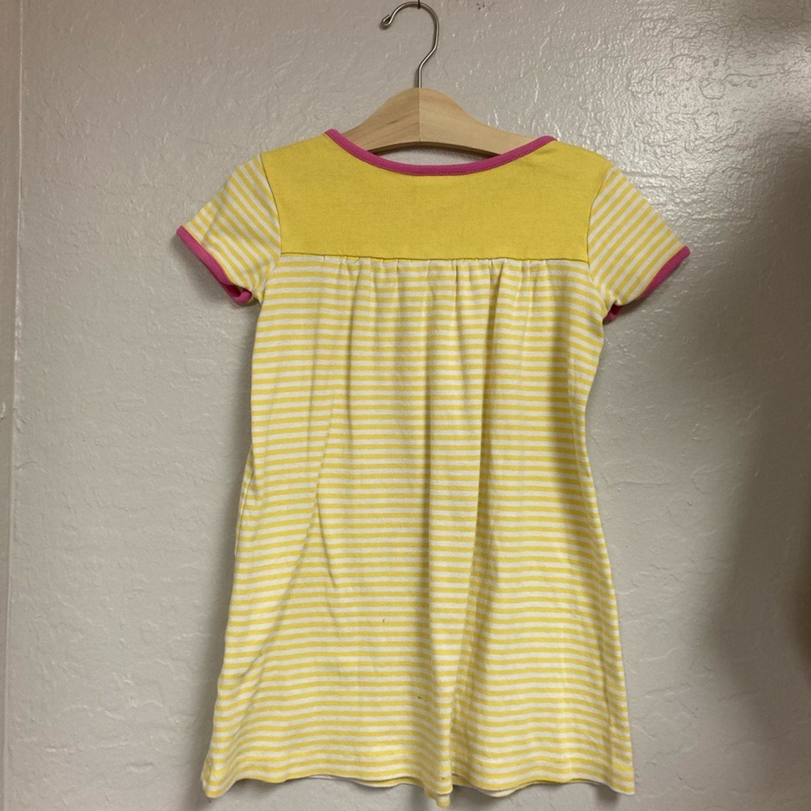 hanna‎ andersson yellow stripe dress 6-7Y