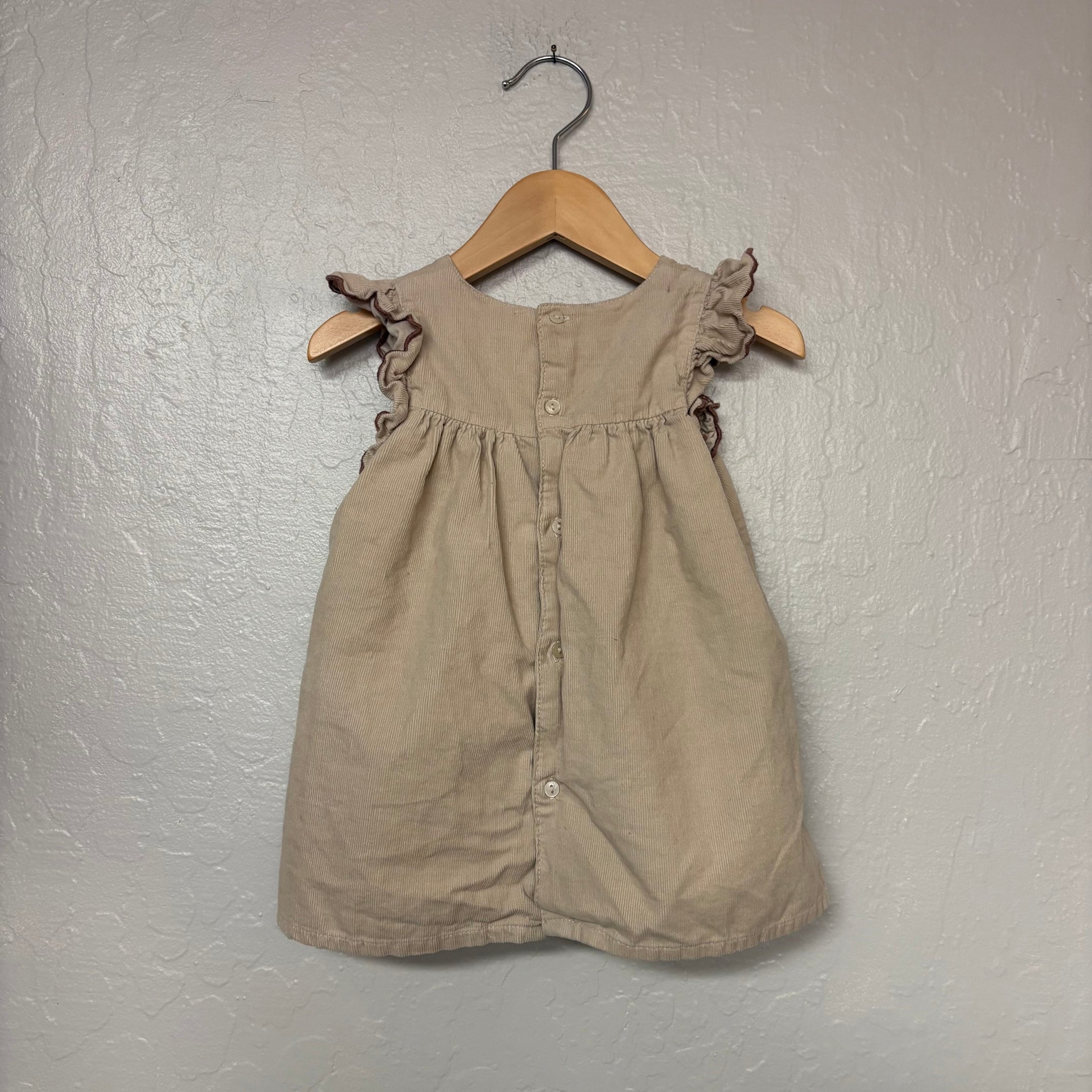 zara girls corduroy dress cream sleeveless 9-12M
