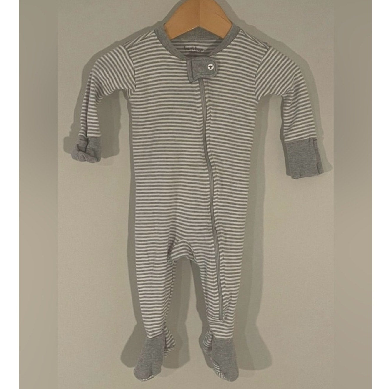 burt's bees baby gray stripe footie 0-3M