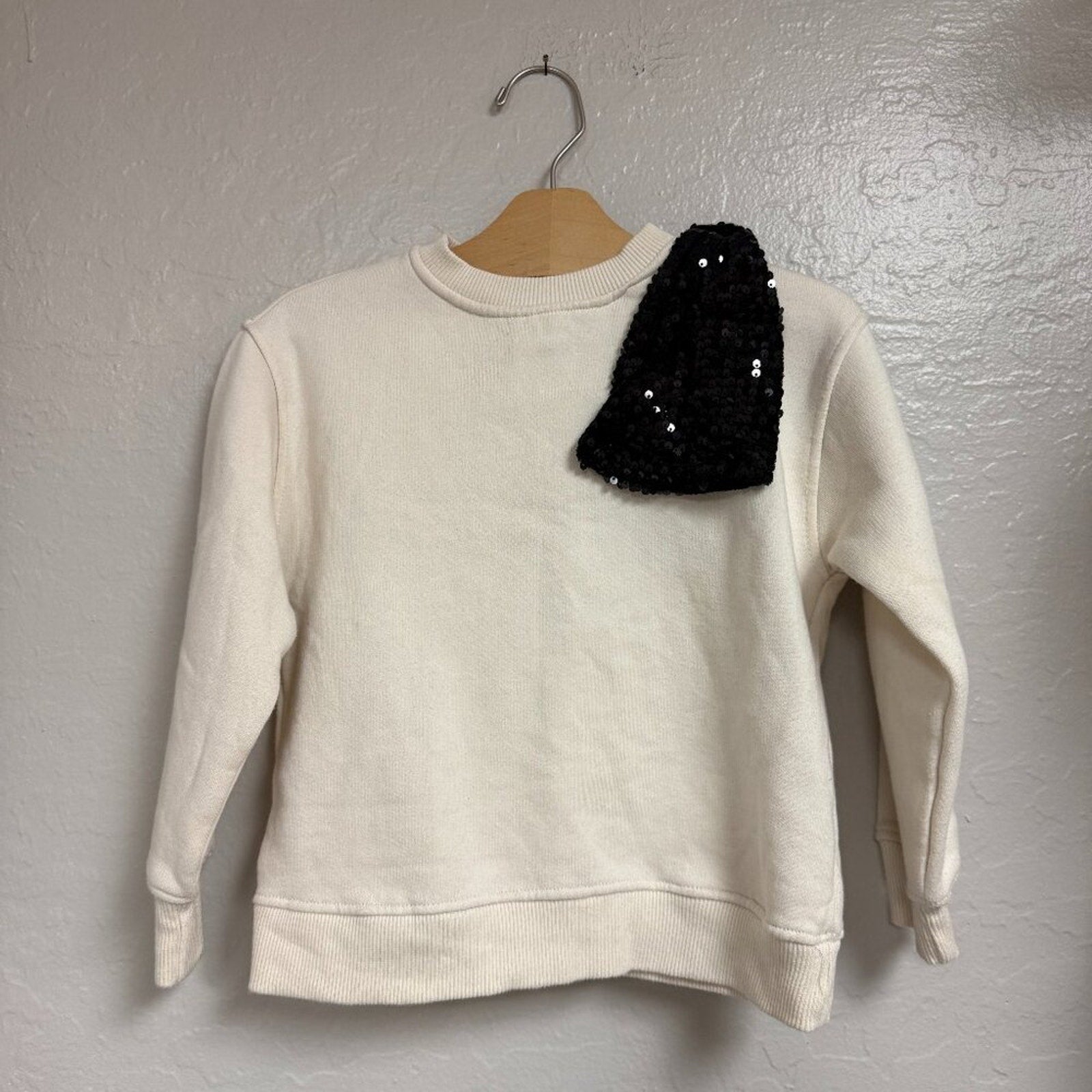 zara girls' cream sweatshirt 6-7Y