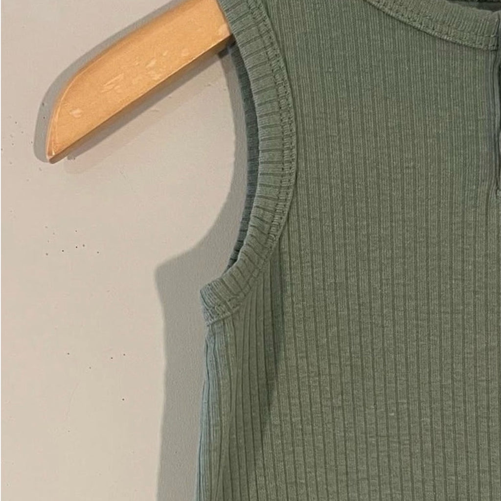 cat & jack ribbed green shortie romper 12-18M