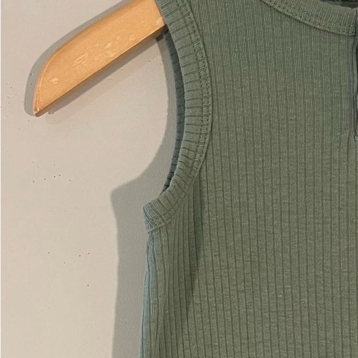 cat & jack ribbed green shortie romper 12-18M