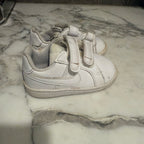 nike baby white sneakers 5c