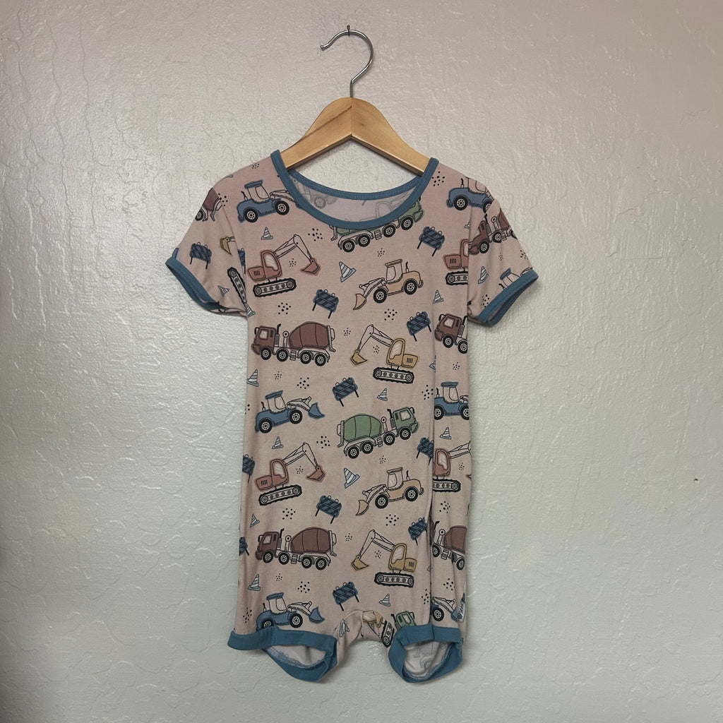seed boys’ romper with trucks print 4-5T