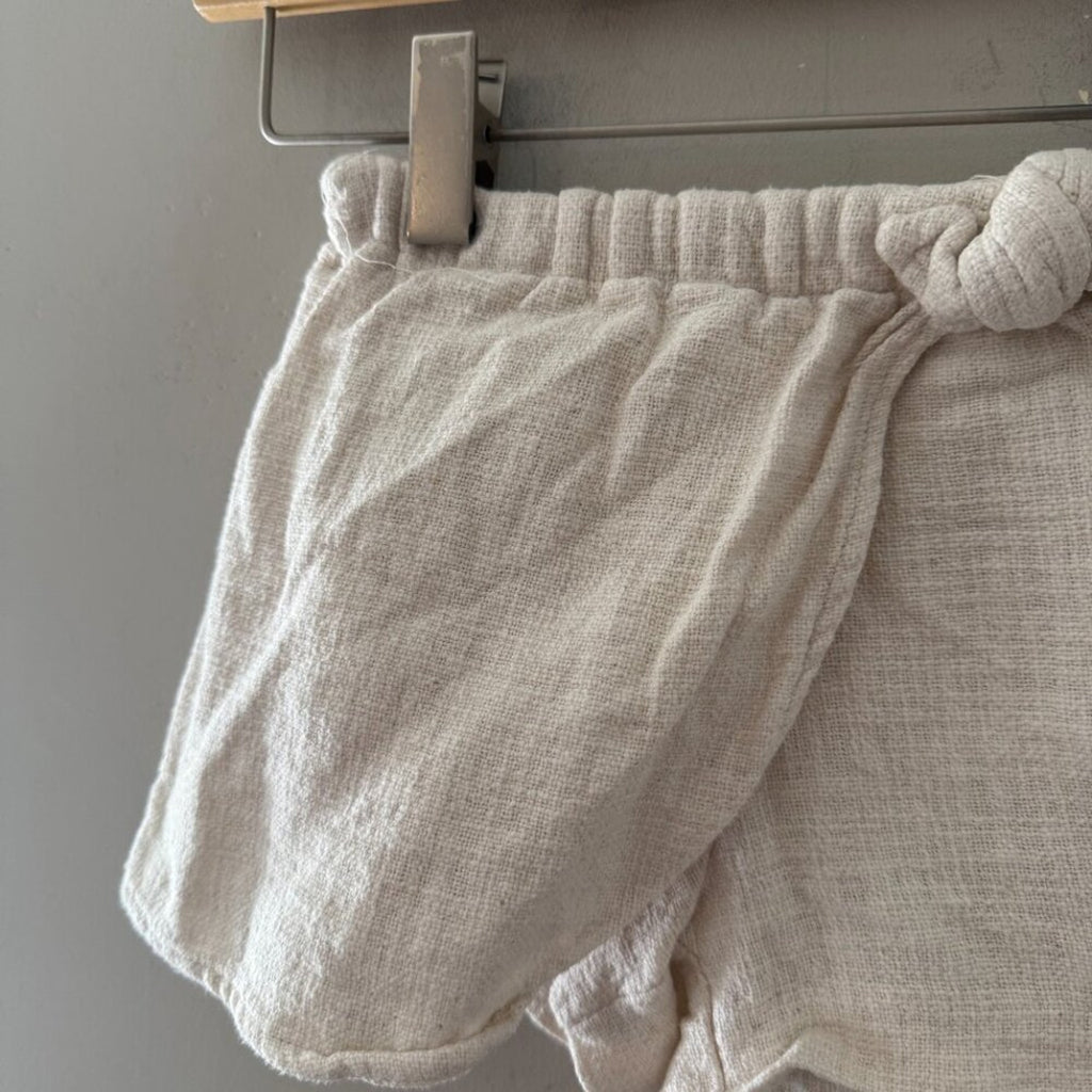 zara girls' cream shorts 5Y