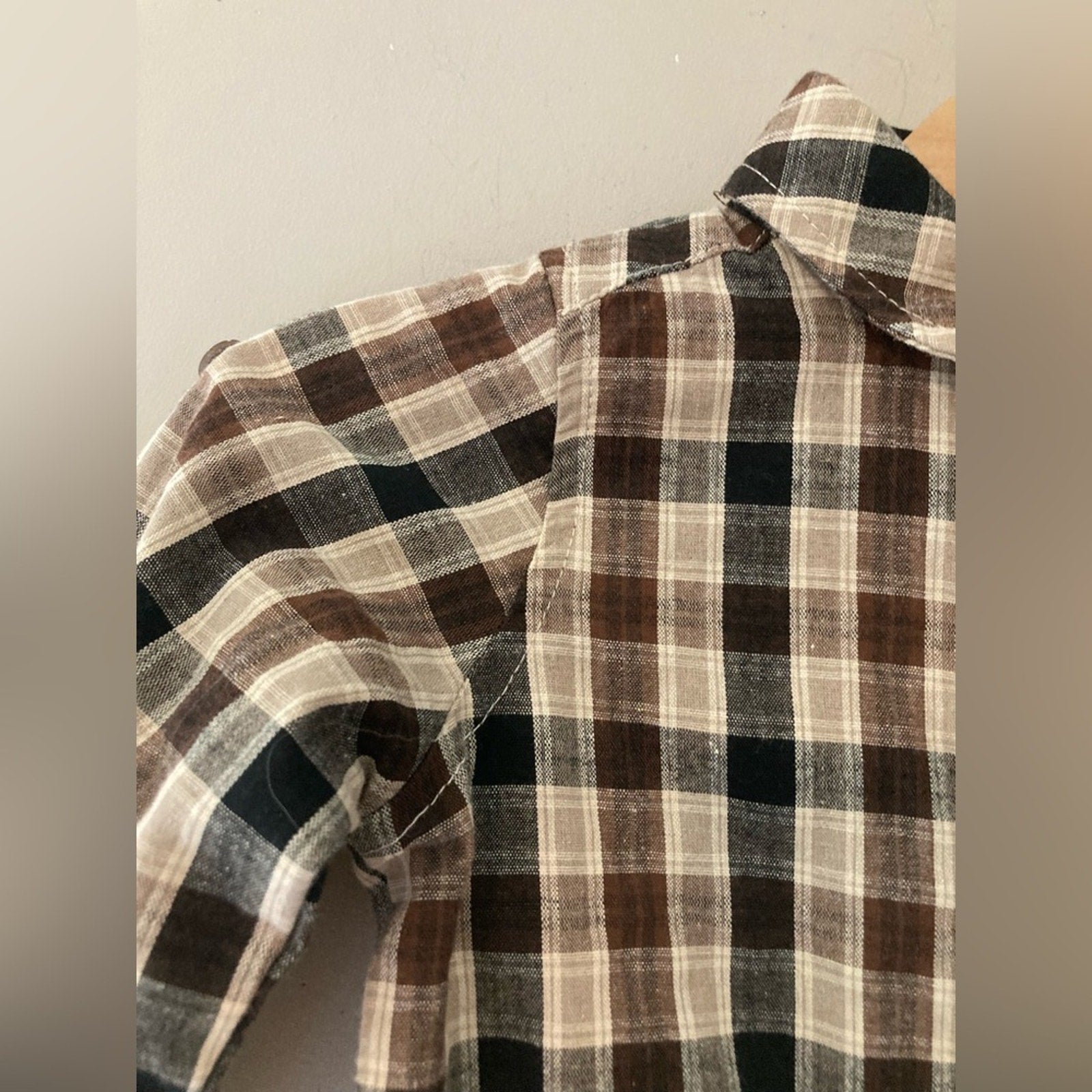 me & henry boys' brown plaid button-down bodysuit 12-18M