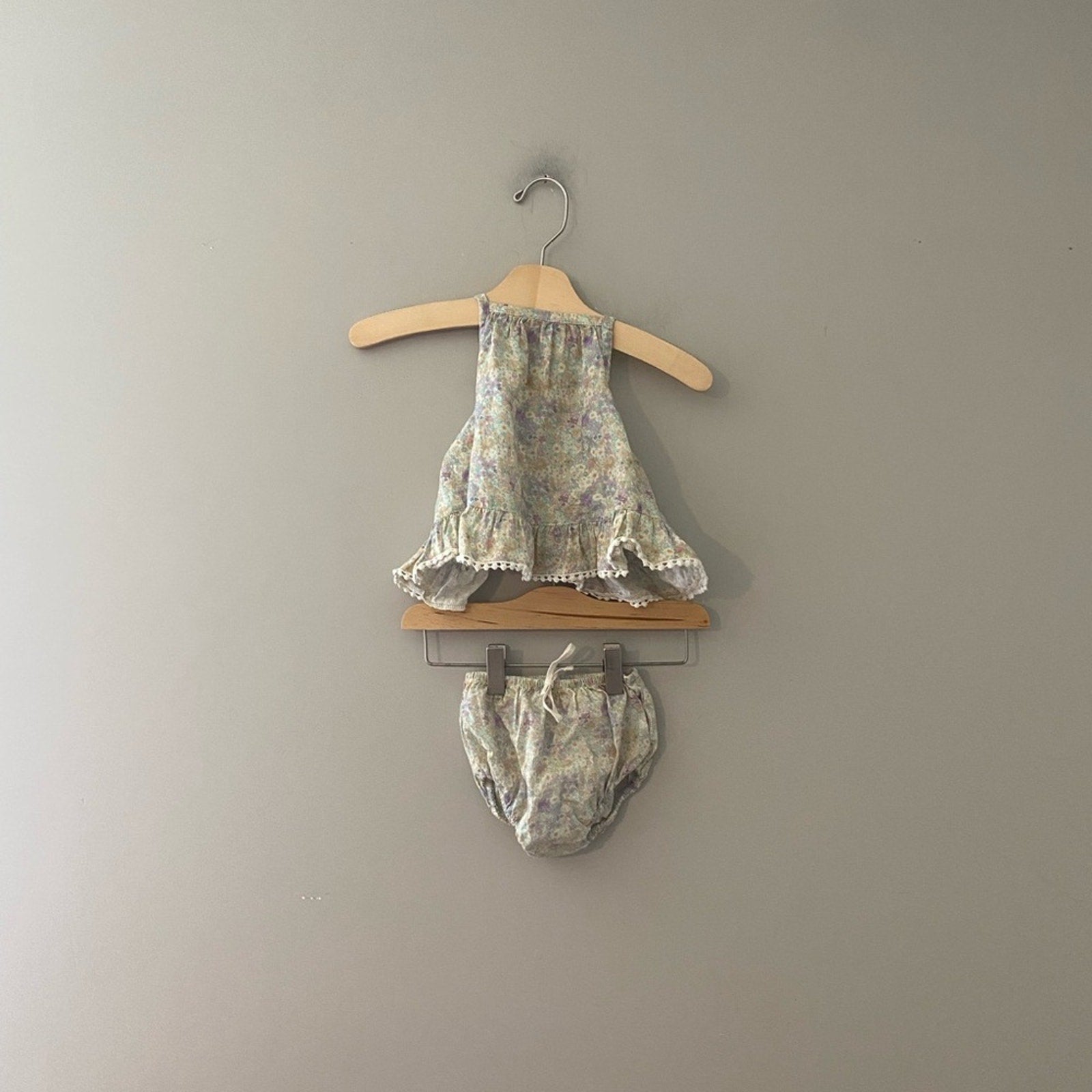 jamie kay green set with bloomers 6-12M