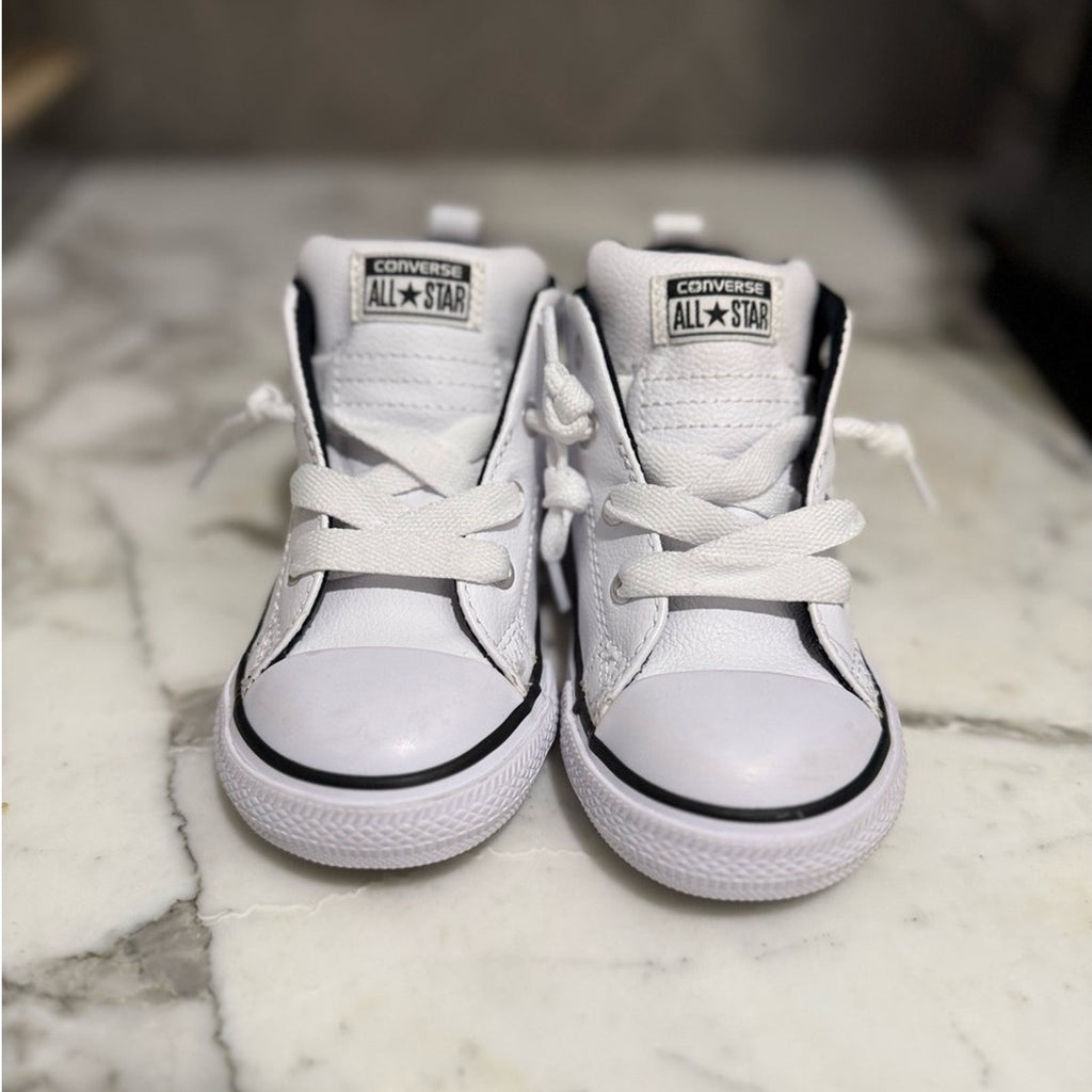 converse all-star leather shoes 9C