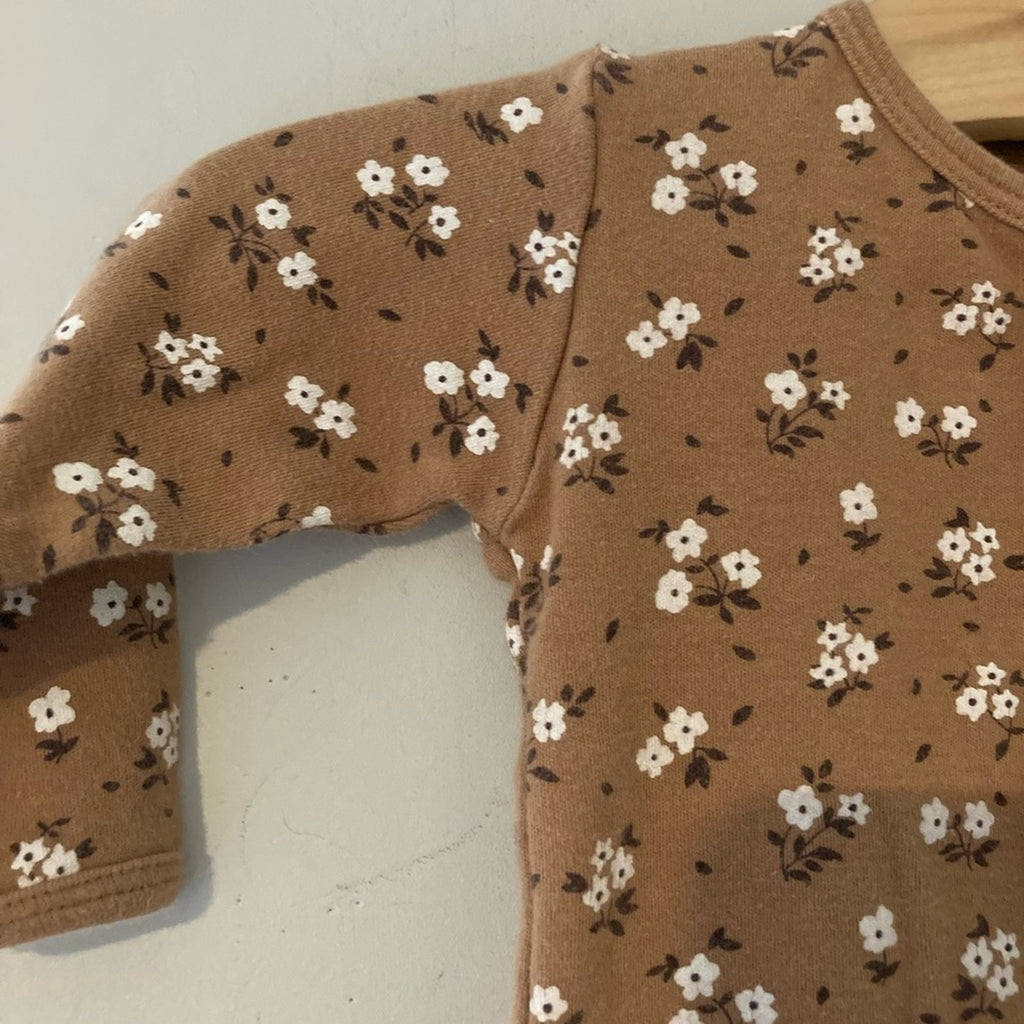 quincy mae girls' tan floral footie 6-12M