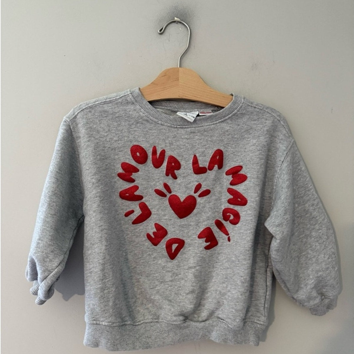 zara gray hearts sweatshirt 5Y