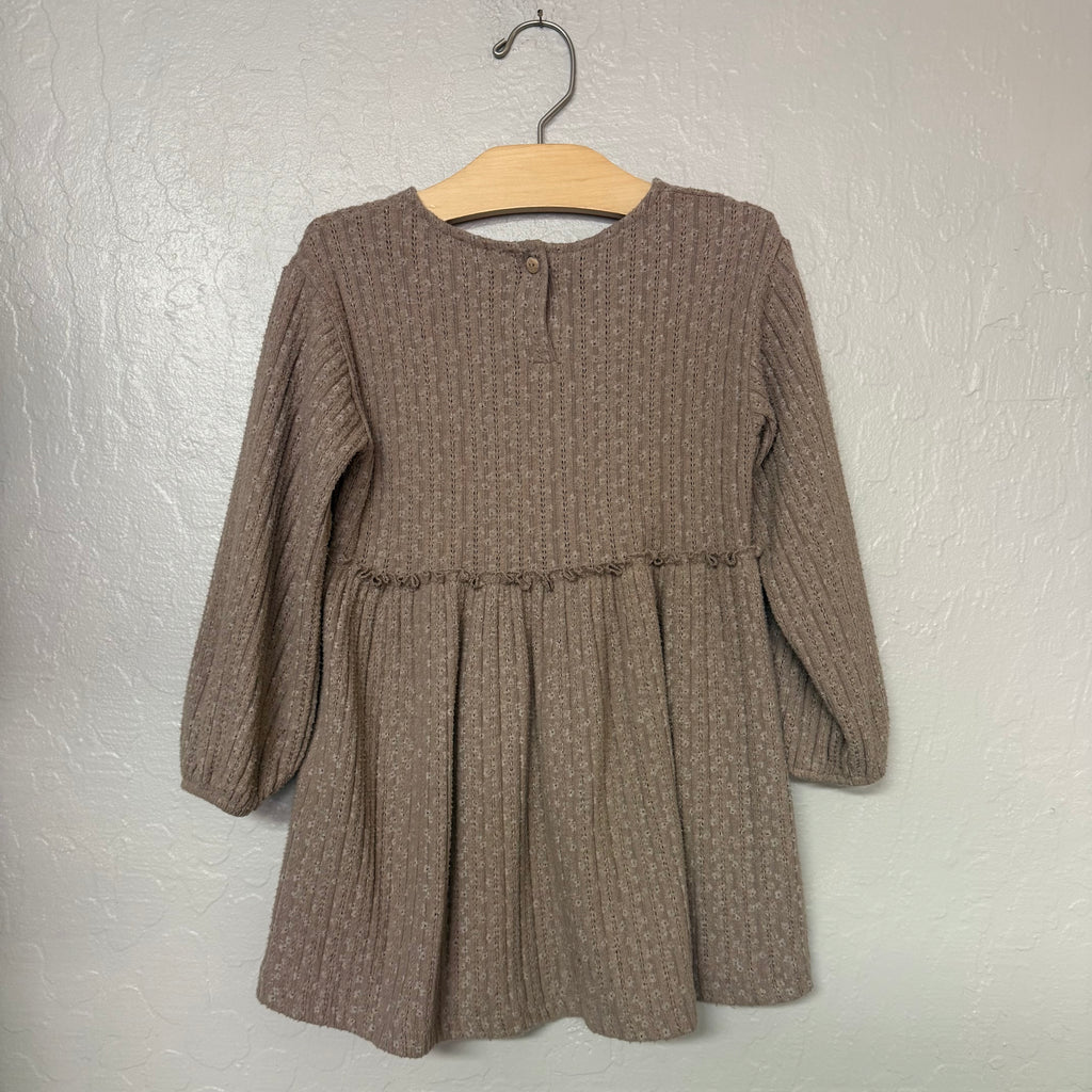 zara girls beige long-sleeve dress 5Y