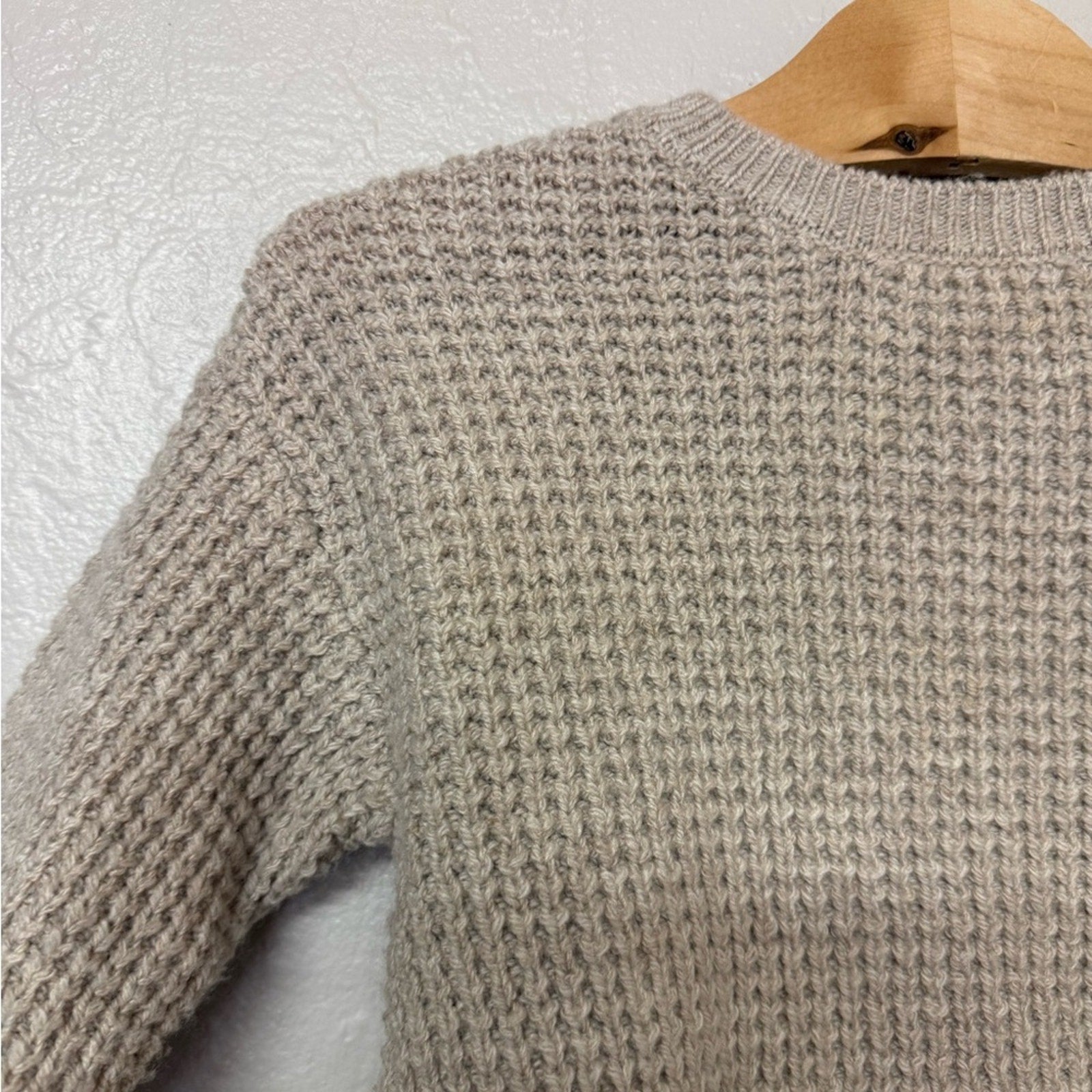 zara boys' beige knit sweater 1.5Y