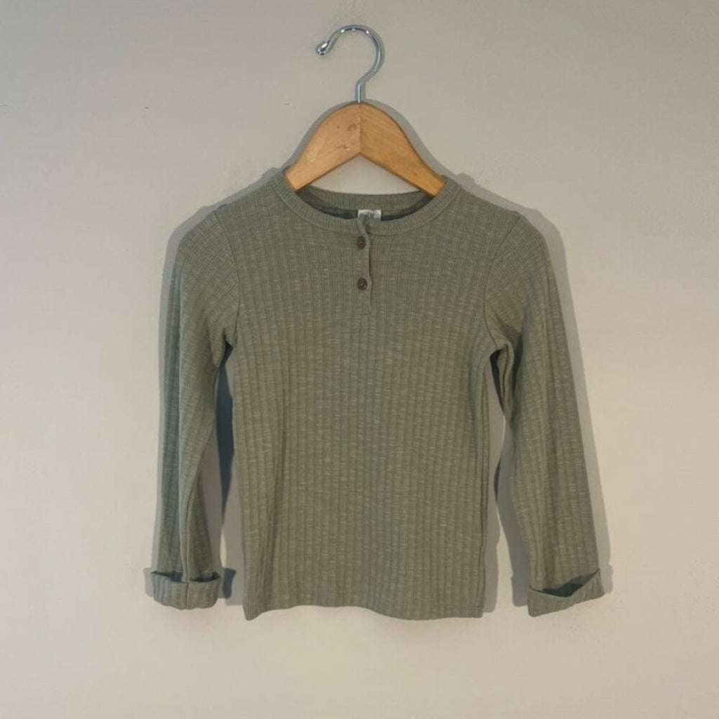 h&m ribbed green henley top 3T