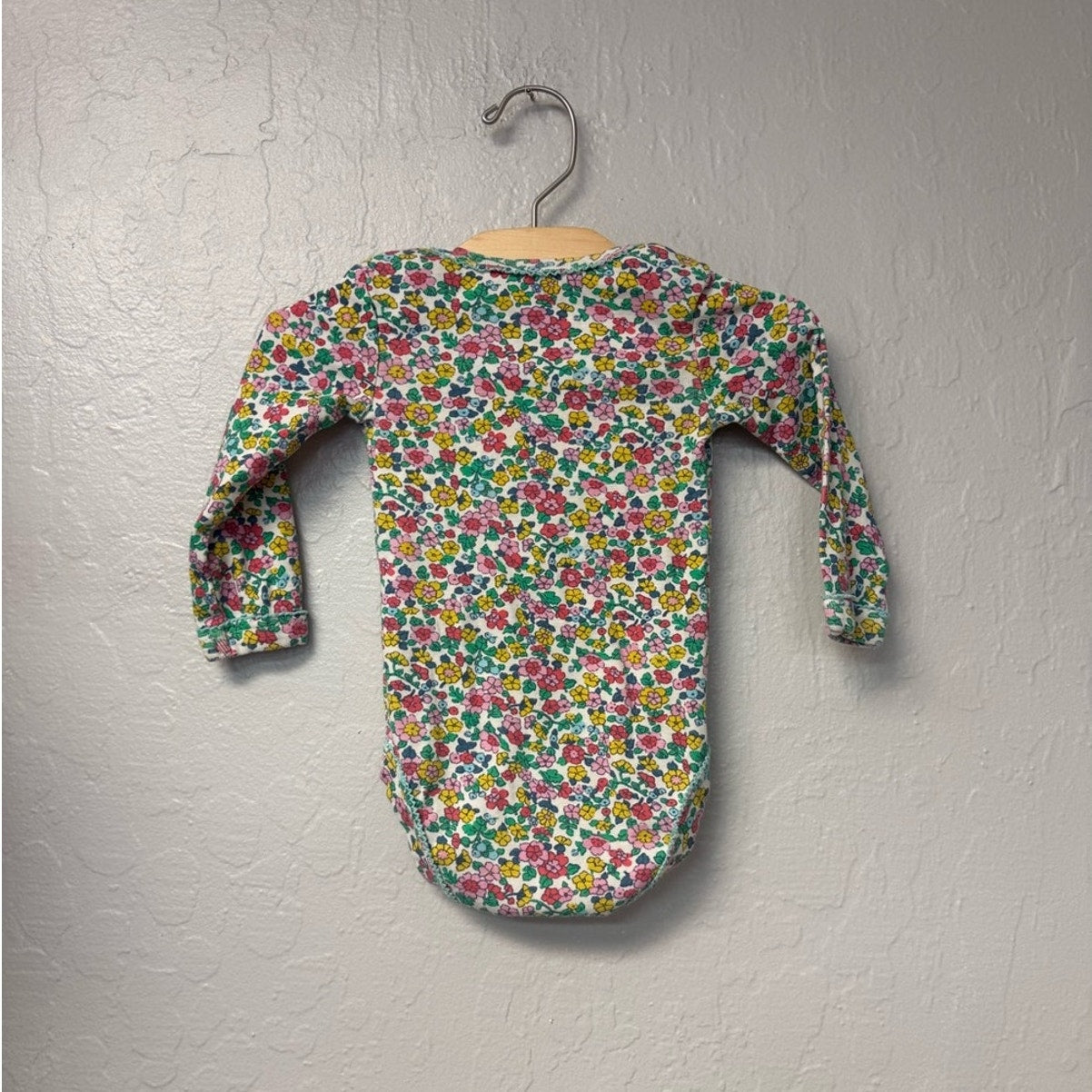 baby boden colorful floral bodysuit 6-9M