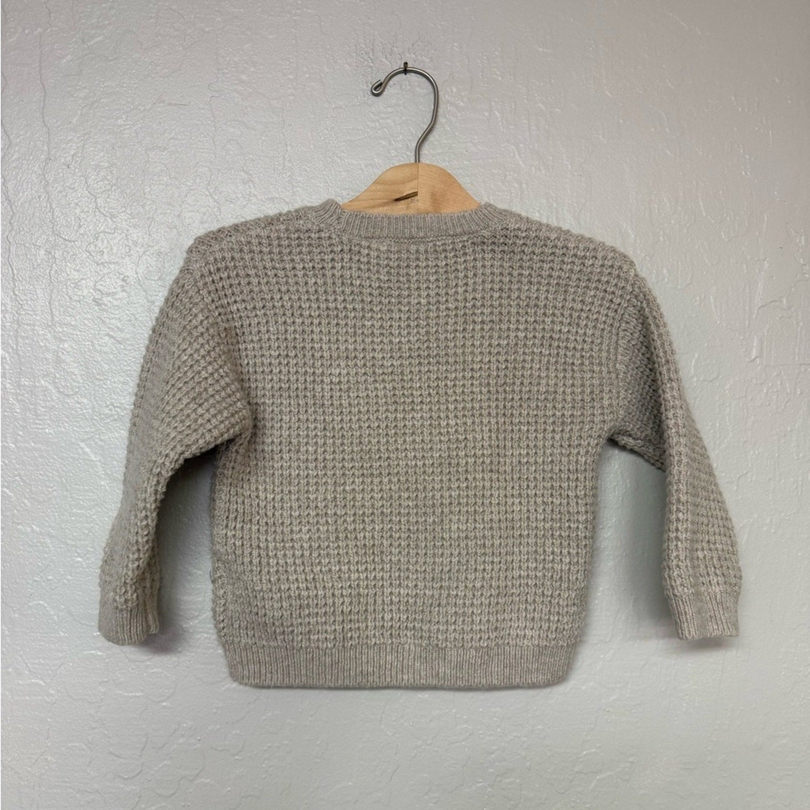 zara boys' beige knit sweater 1.5Y
