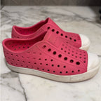 native water shoes dark pink 9c