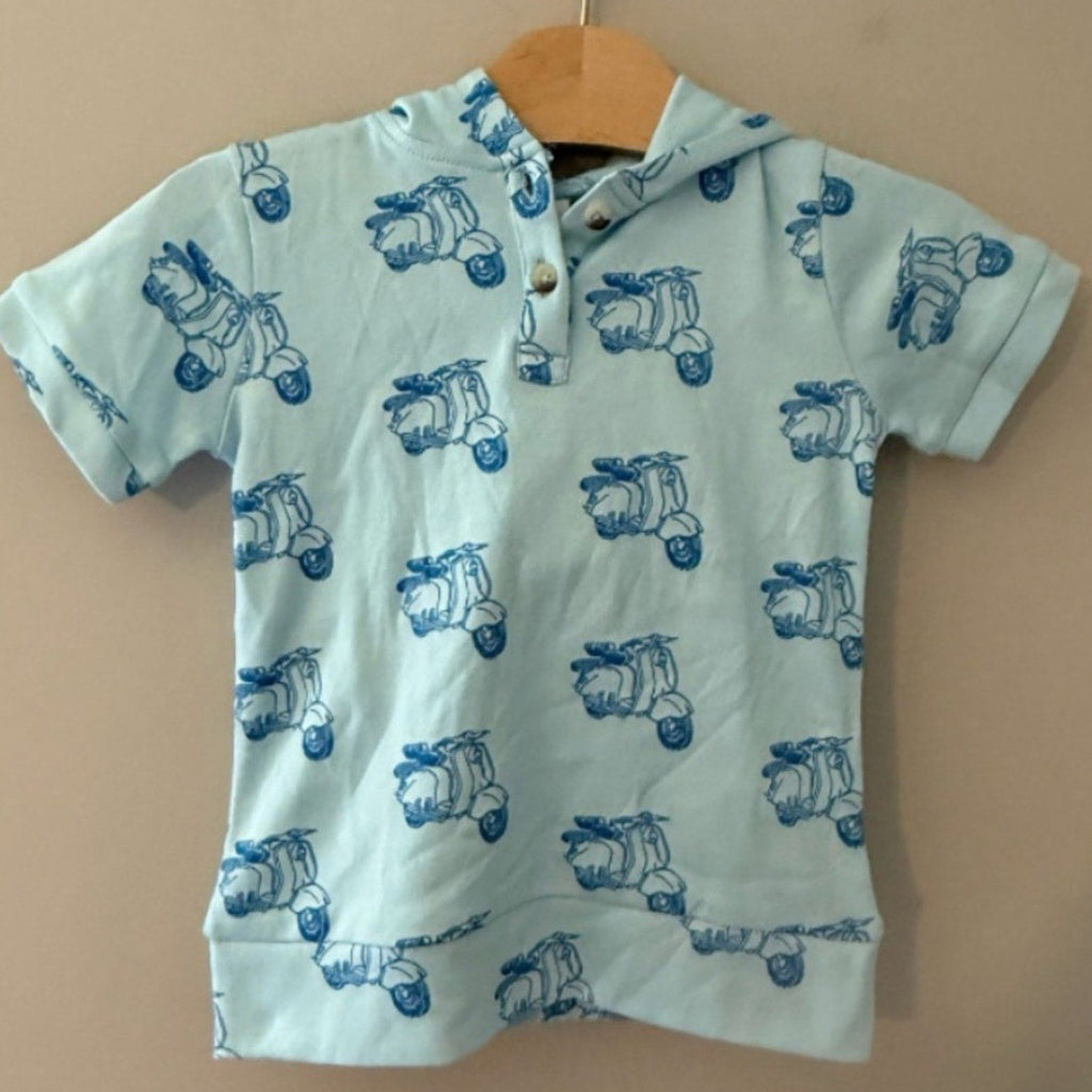 kate quinn boys' blue hooded top 3Y