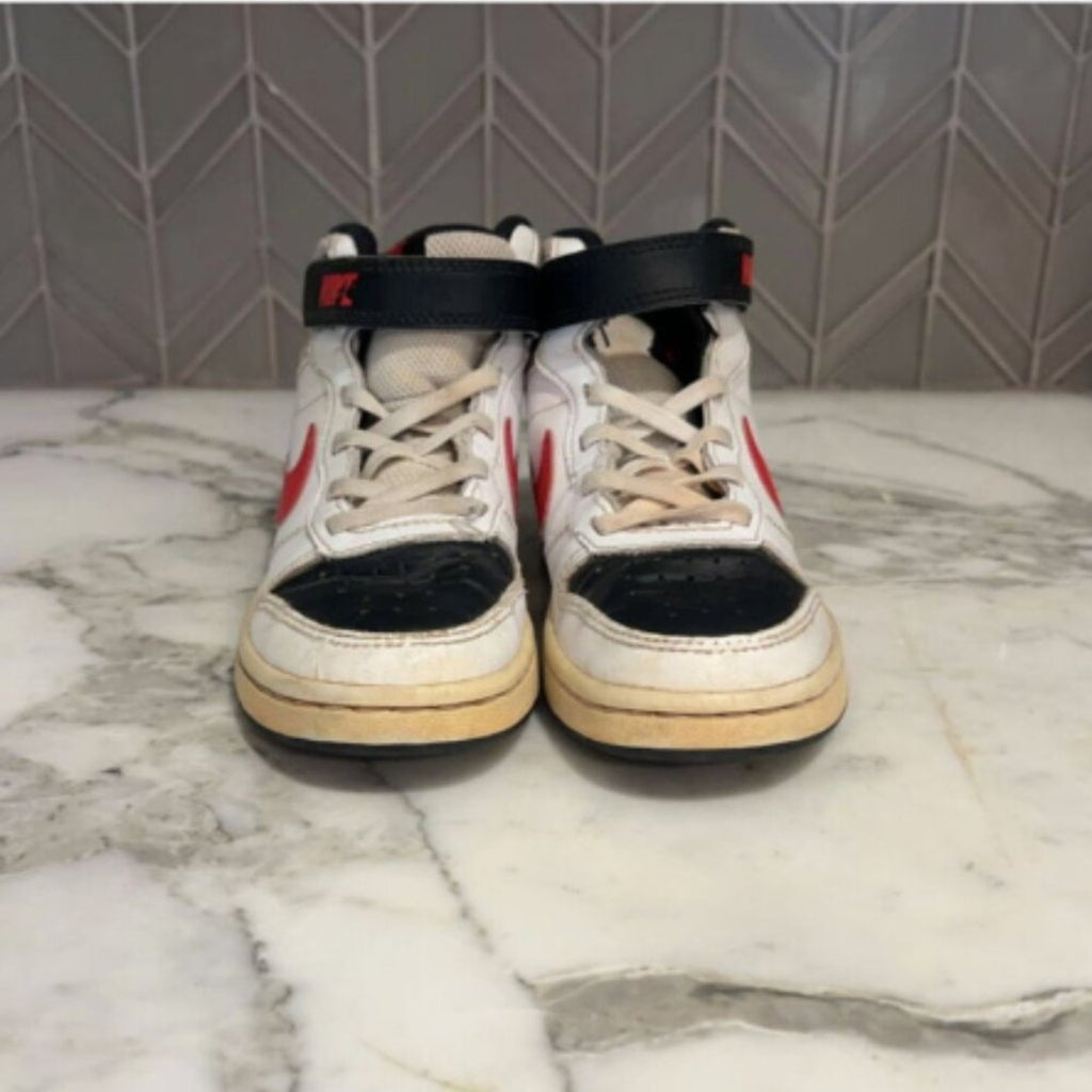 nike boys' white red black sneakers 12c