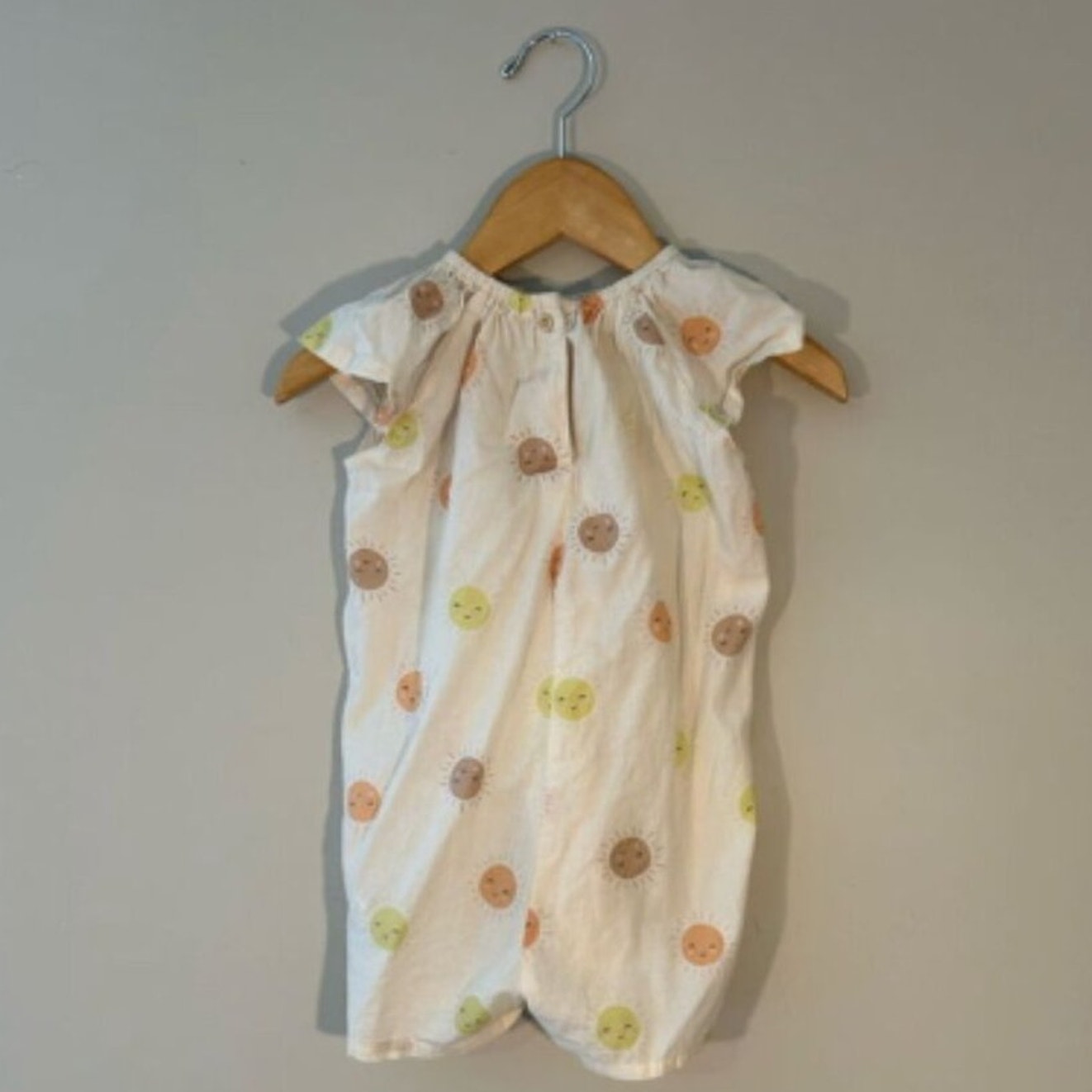 h&m cream sunshine romper 18M