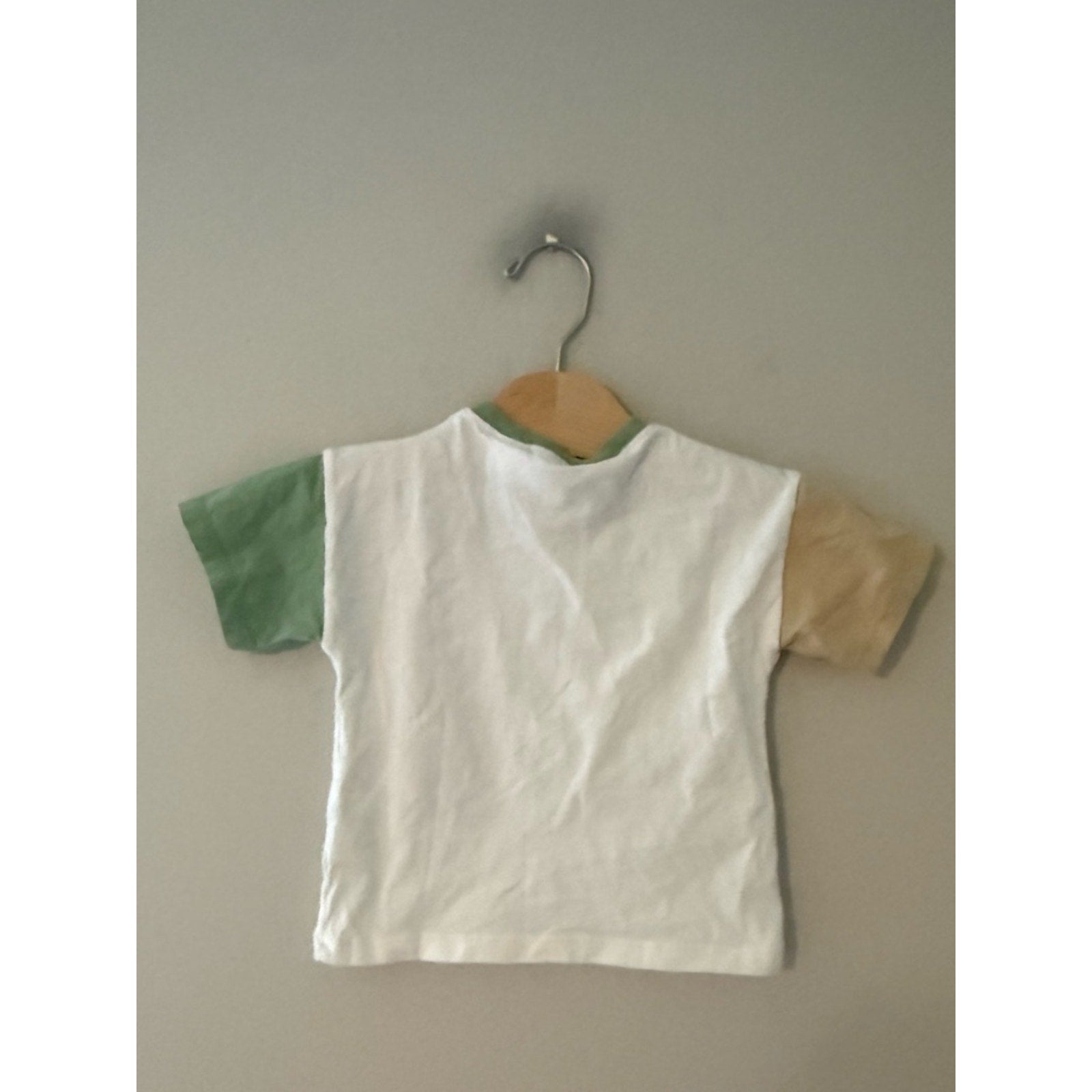 zara disney colorblock mickey tee 1.5Y