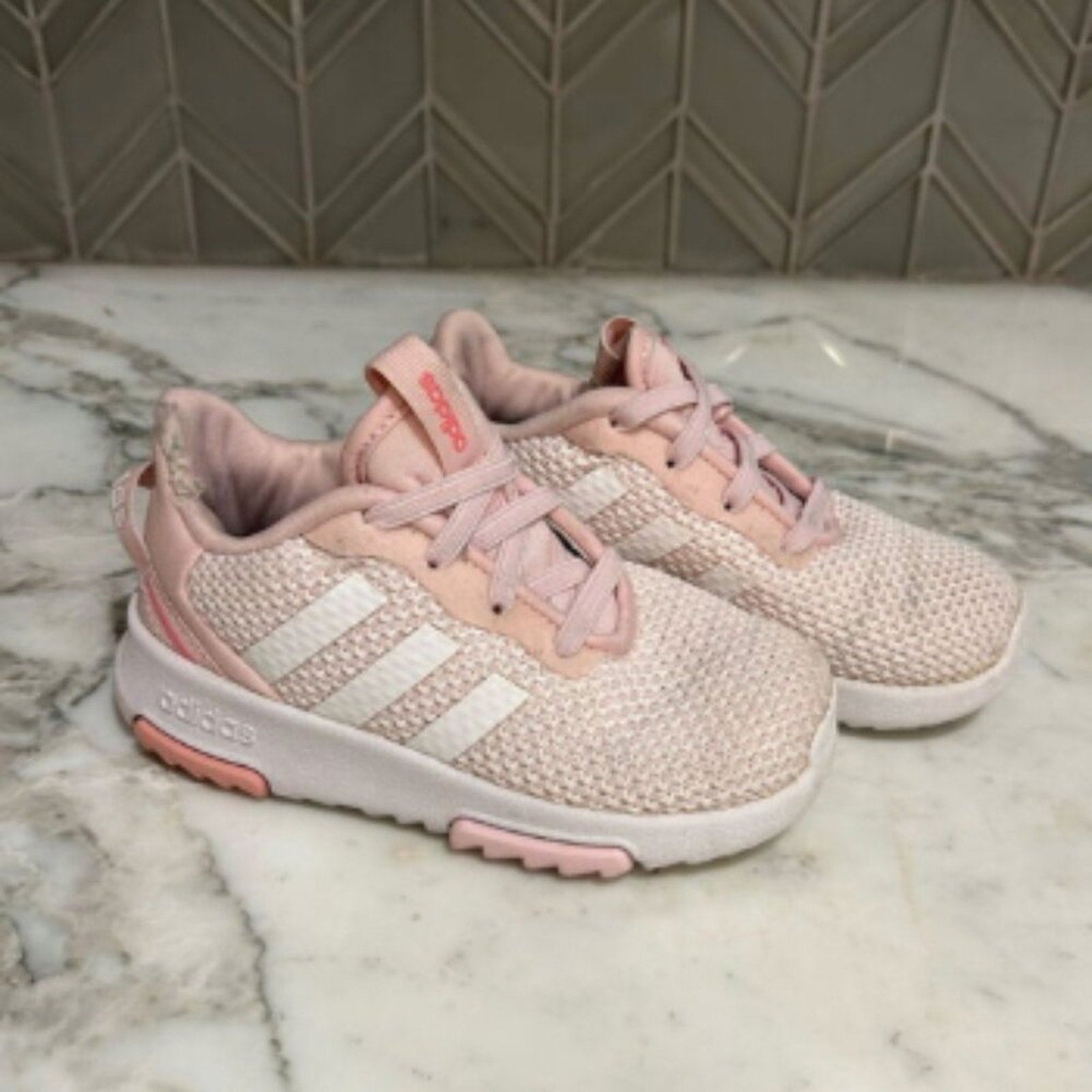 adidas girls' pink running shoes 8c