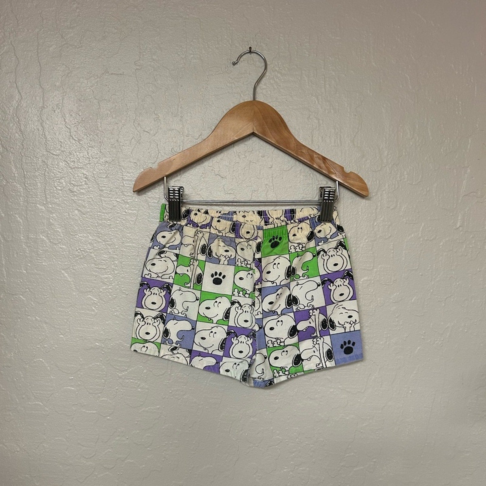 vintage peanuts snoopy shorts 24M
