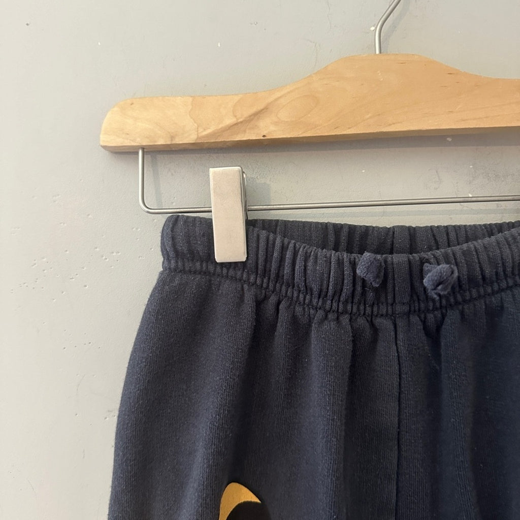 zara  x disney black sweatpants the lion king 3-4Y