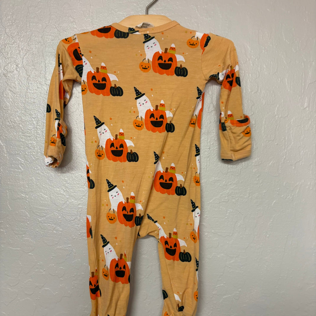 spearmintLOVE boys' halloween footie 6-9M