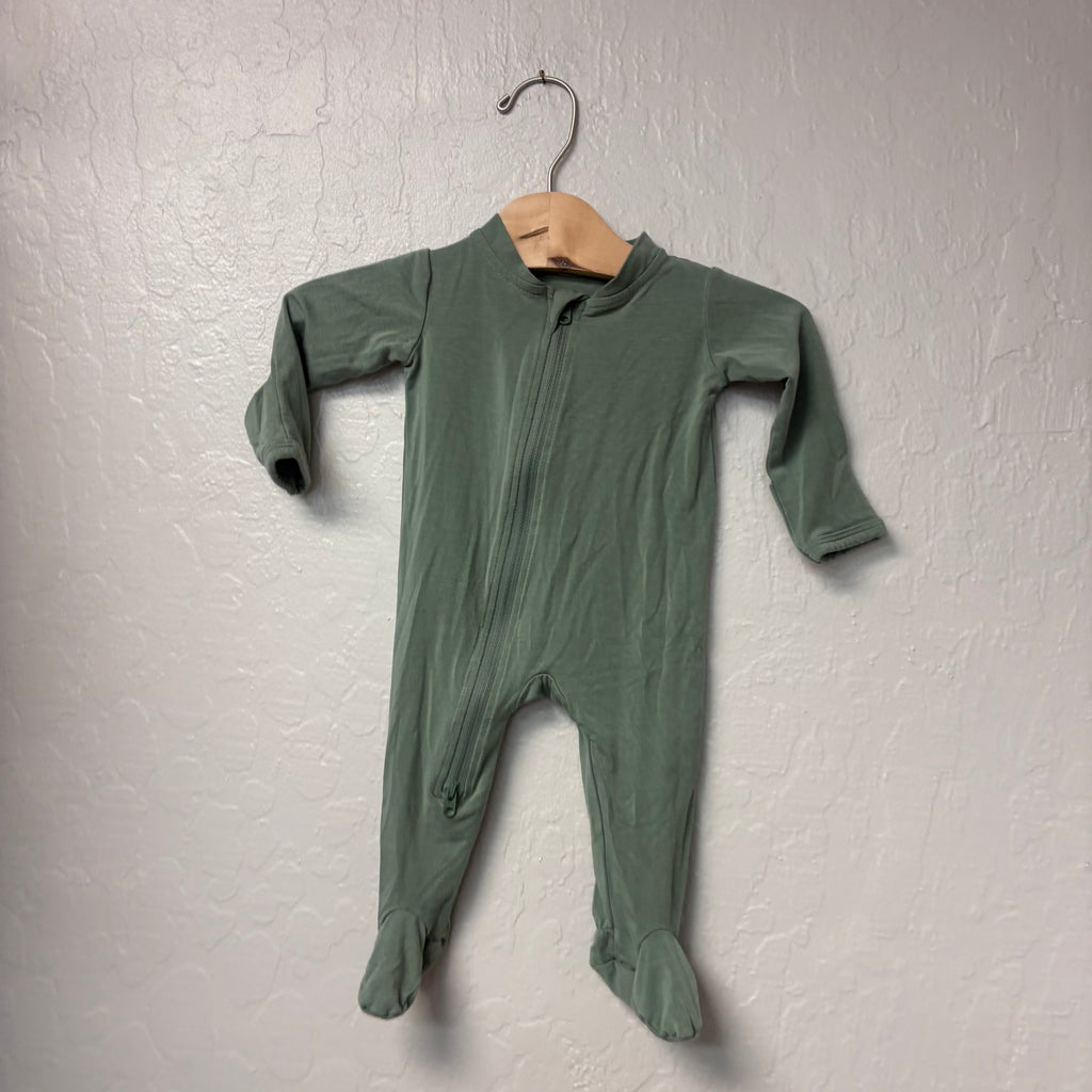 wildbird muted green footie 0-3M