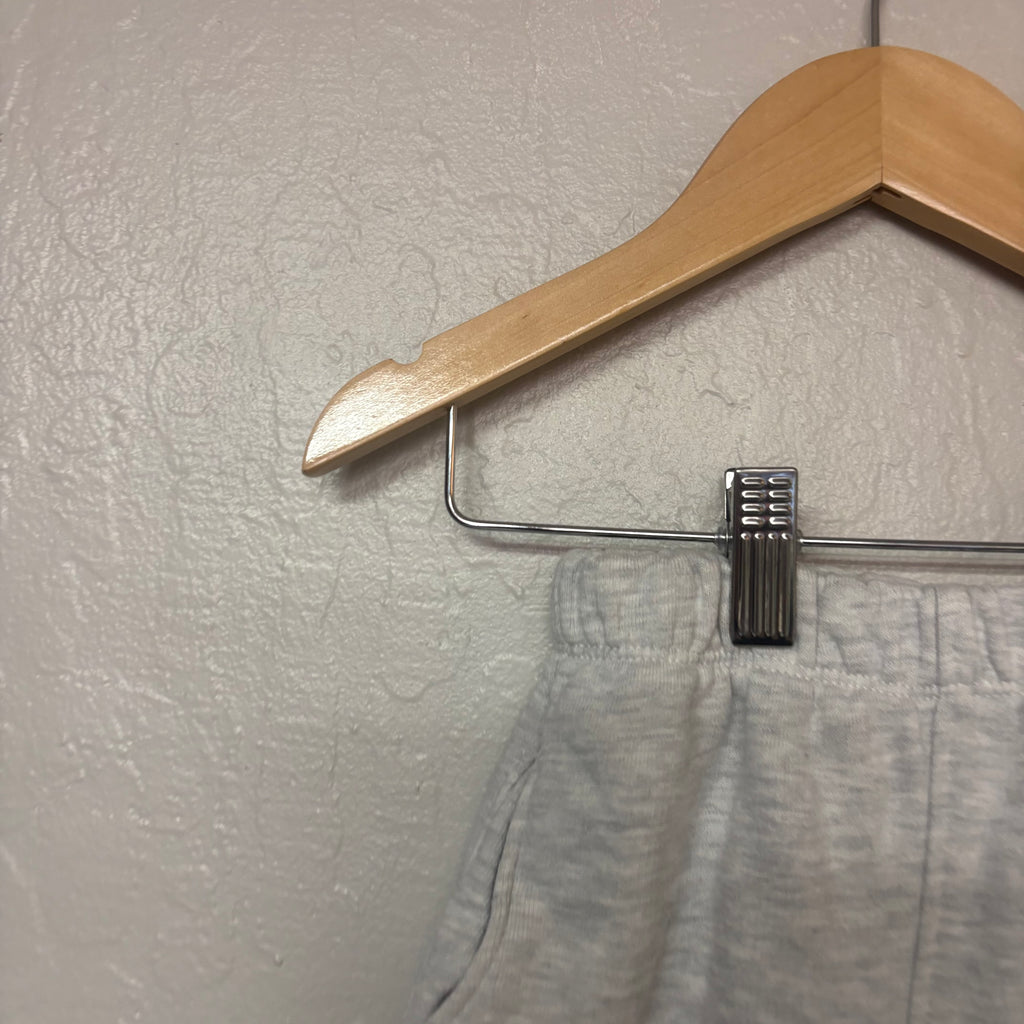 zara boys gray sweatpants with tag on side 2Y